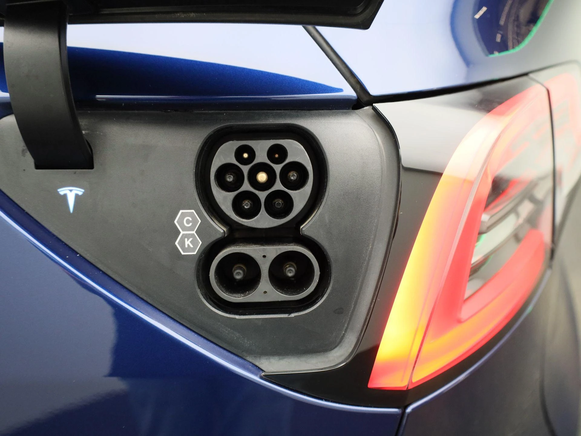 Tesla-Model Y-image-12