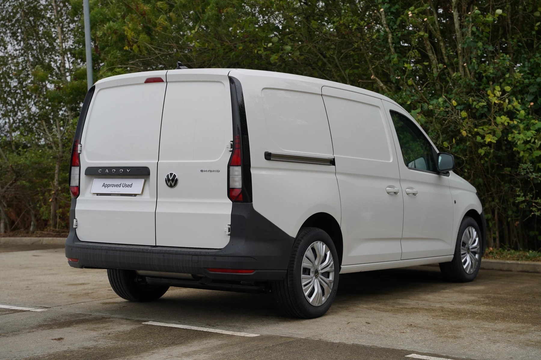Volkswagen-Caddy-image-12