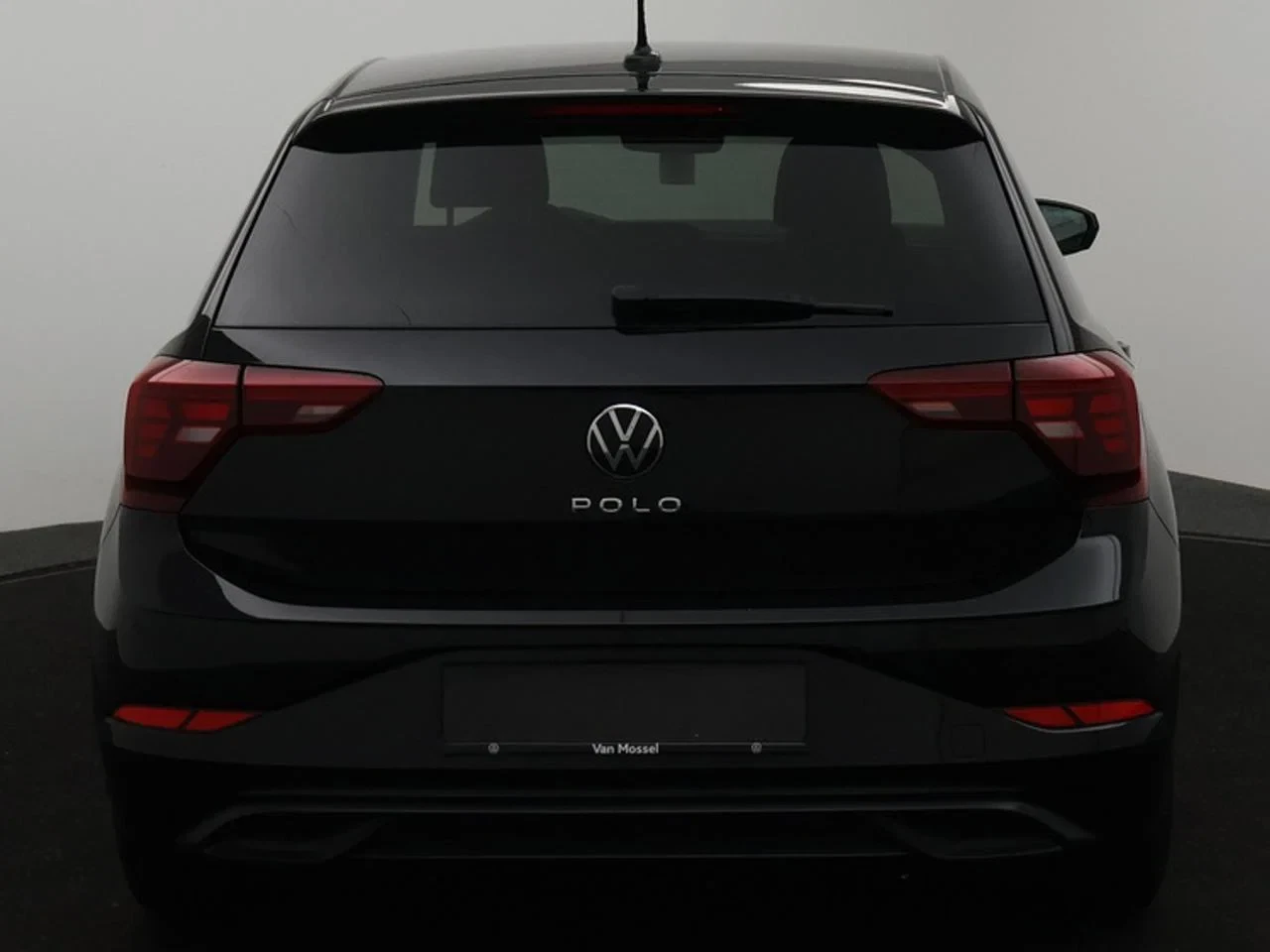 Volkswagen-Polo-image-11