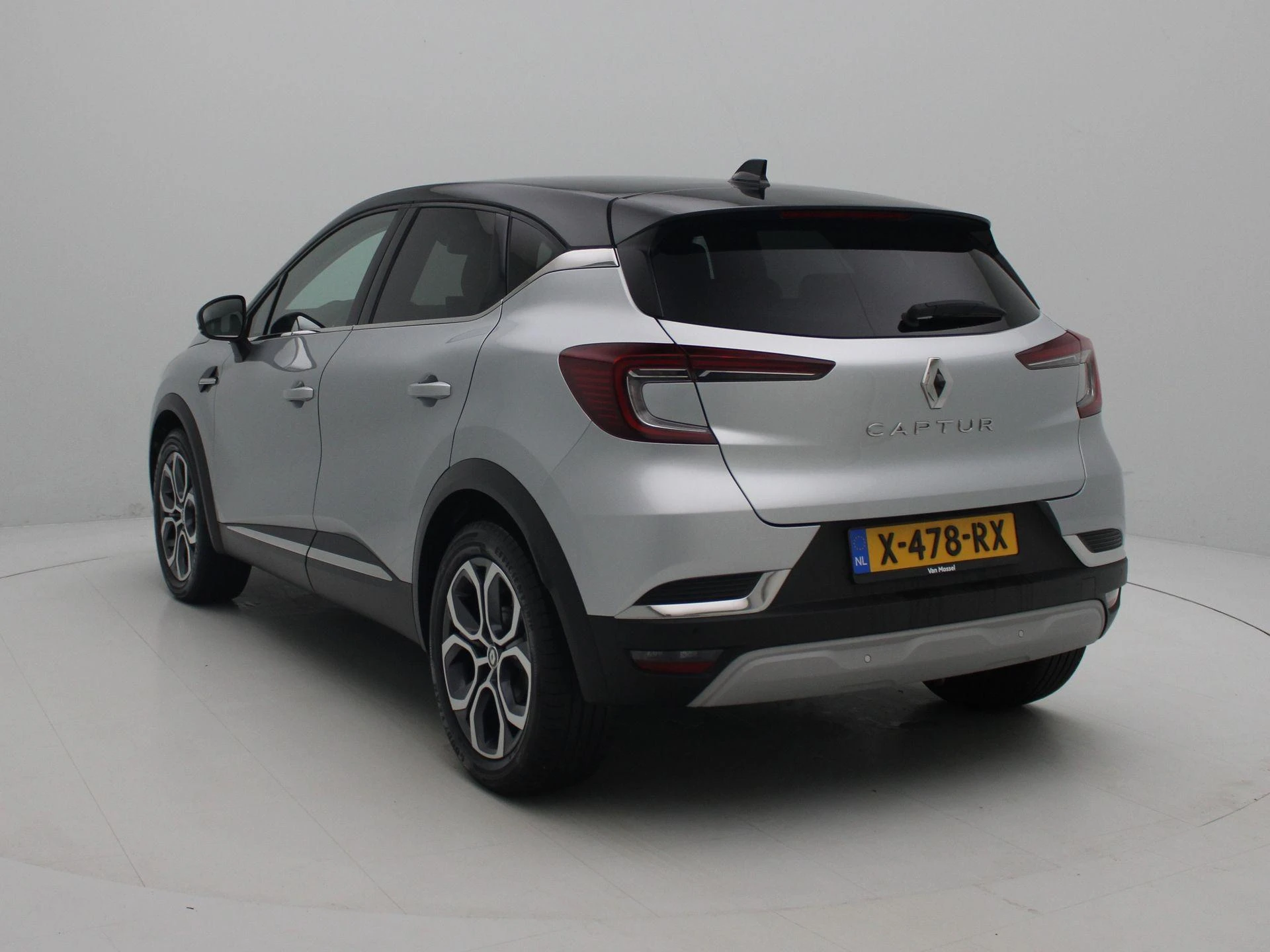Renault-Captur-image-1