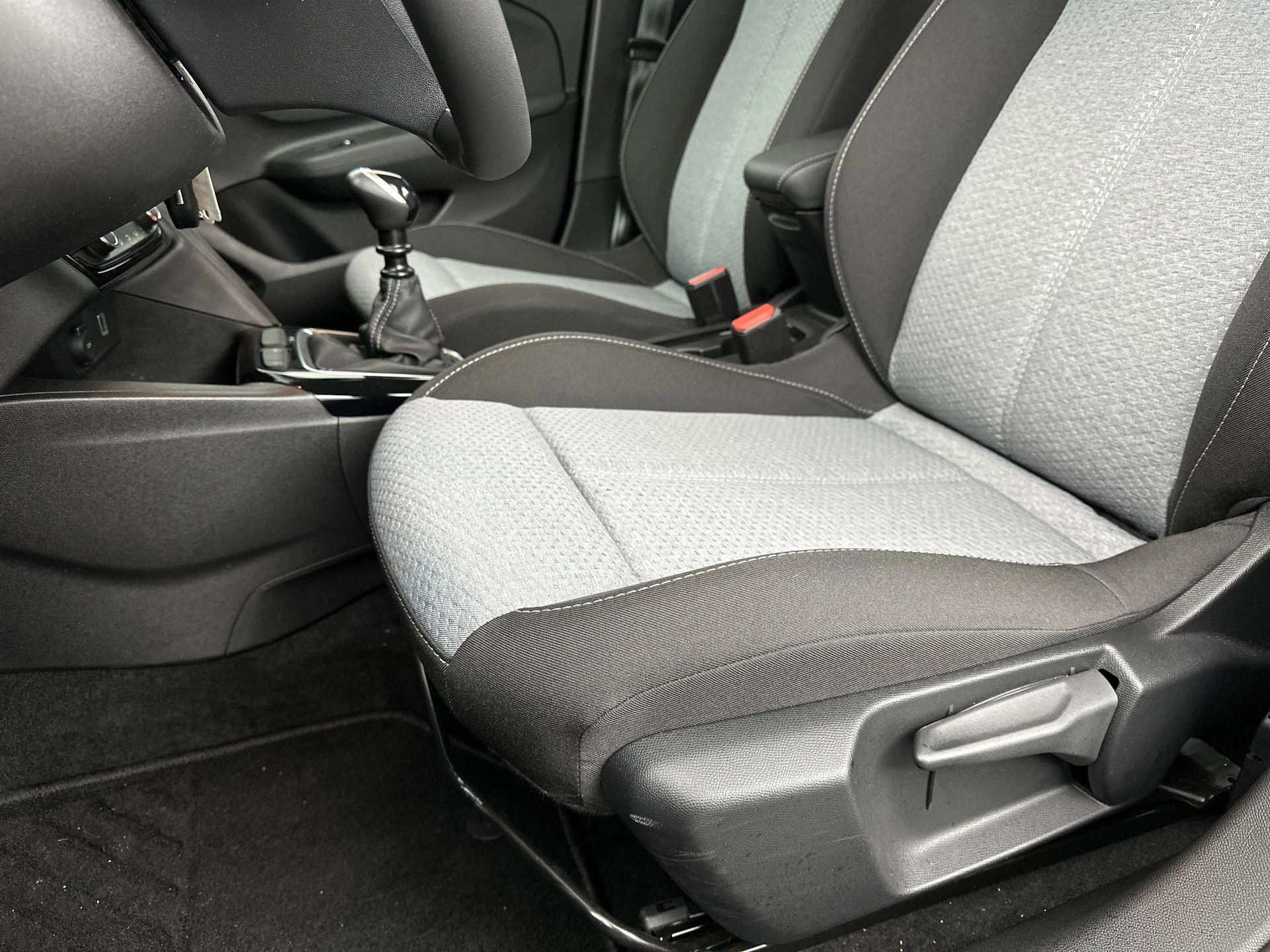 Opel-Corsa-image-11