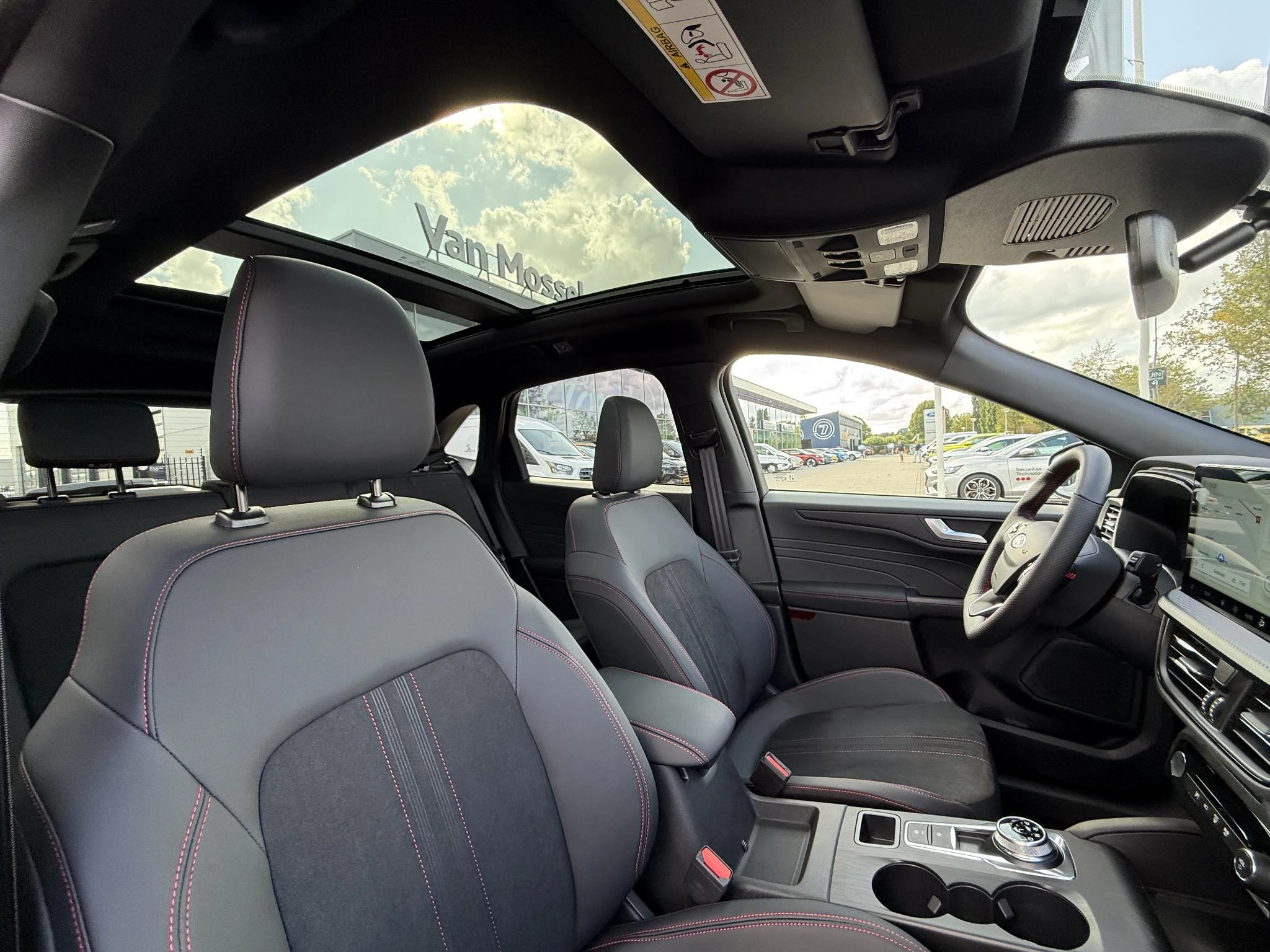 Ford-Kuga-image-8