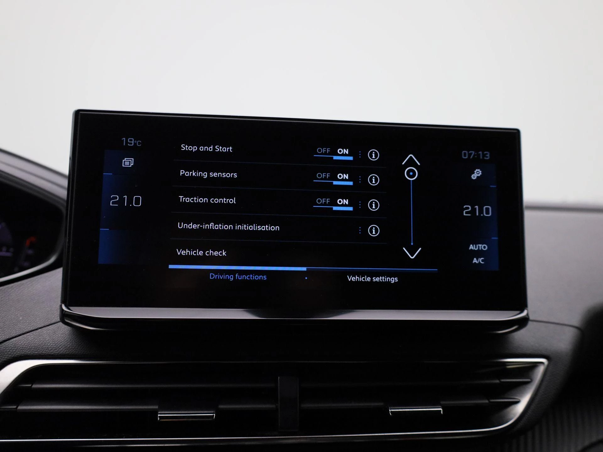 Peugeot 5008 1.5 BlueHDi 96kW S&S EAT8 Active Pack