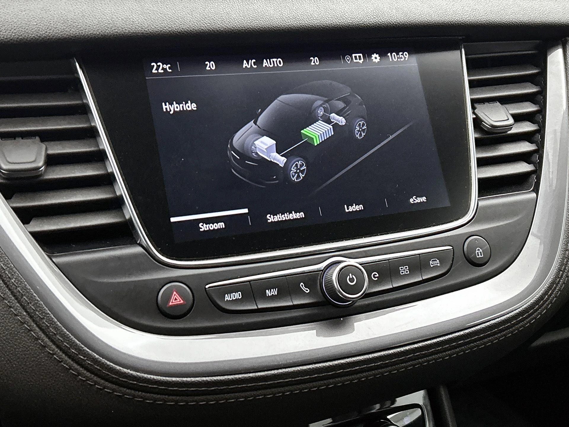 Opel-Grandland X-image-16