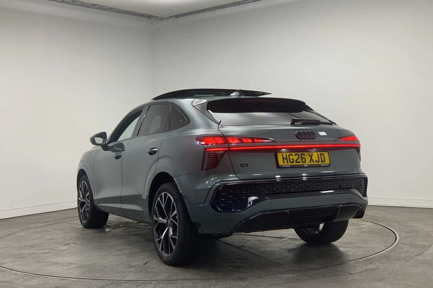 Audi-Q3-image-2