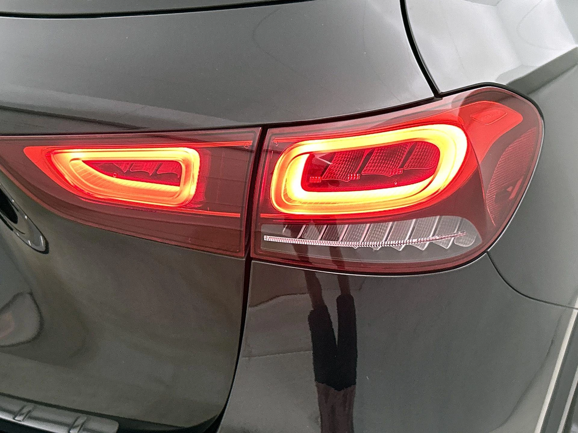 Mercedes-Benz-GLA-image-35