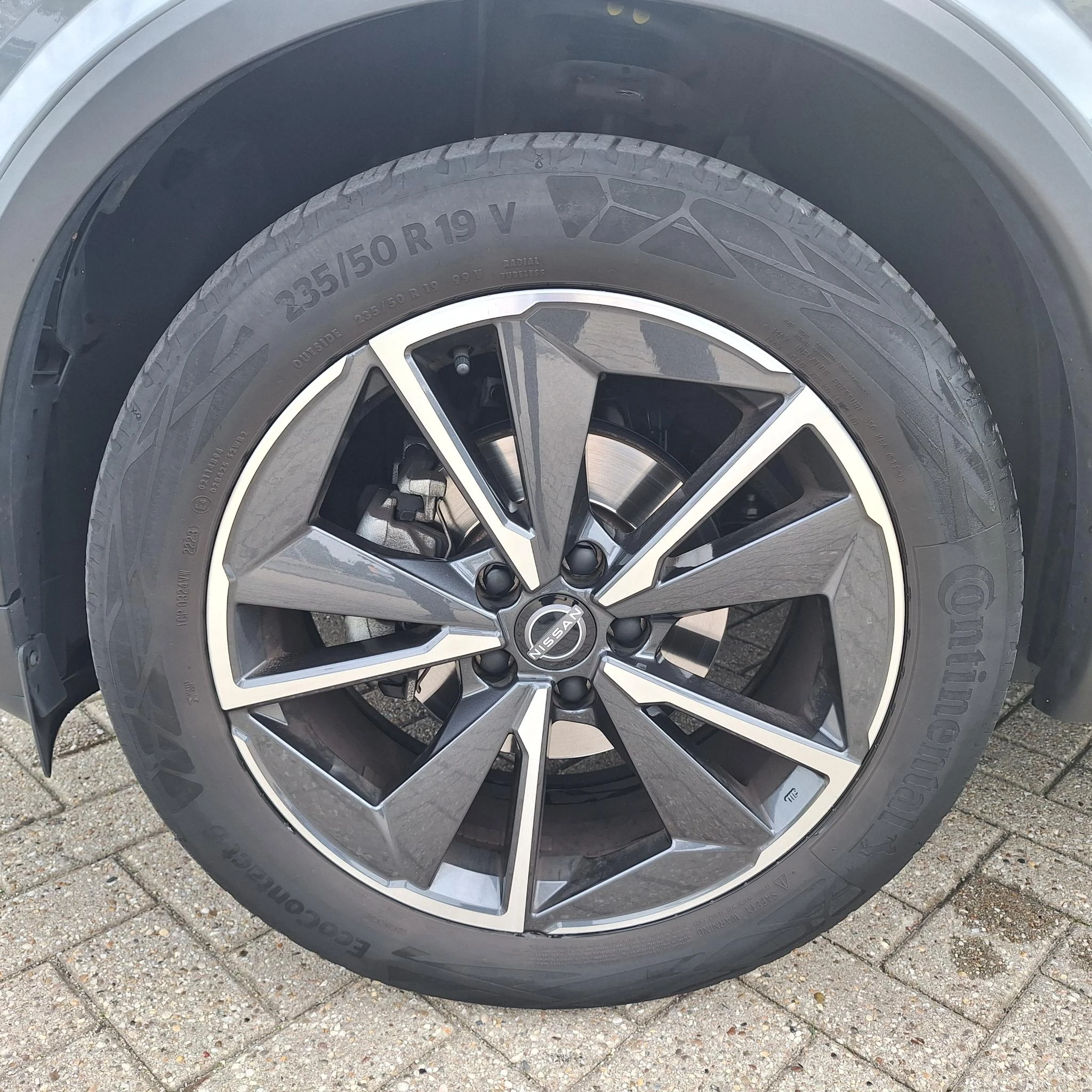 Nissan-QASHQAI-image-13