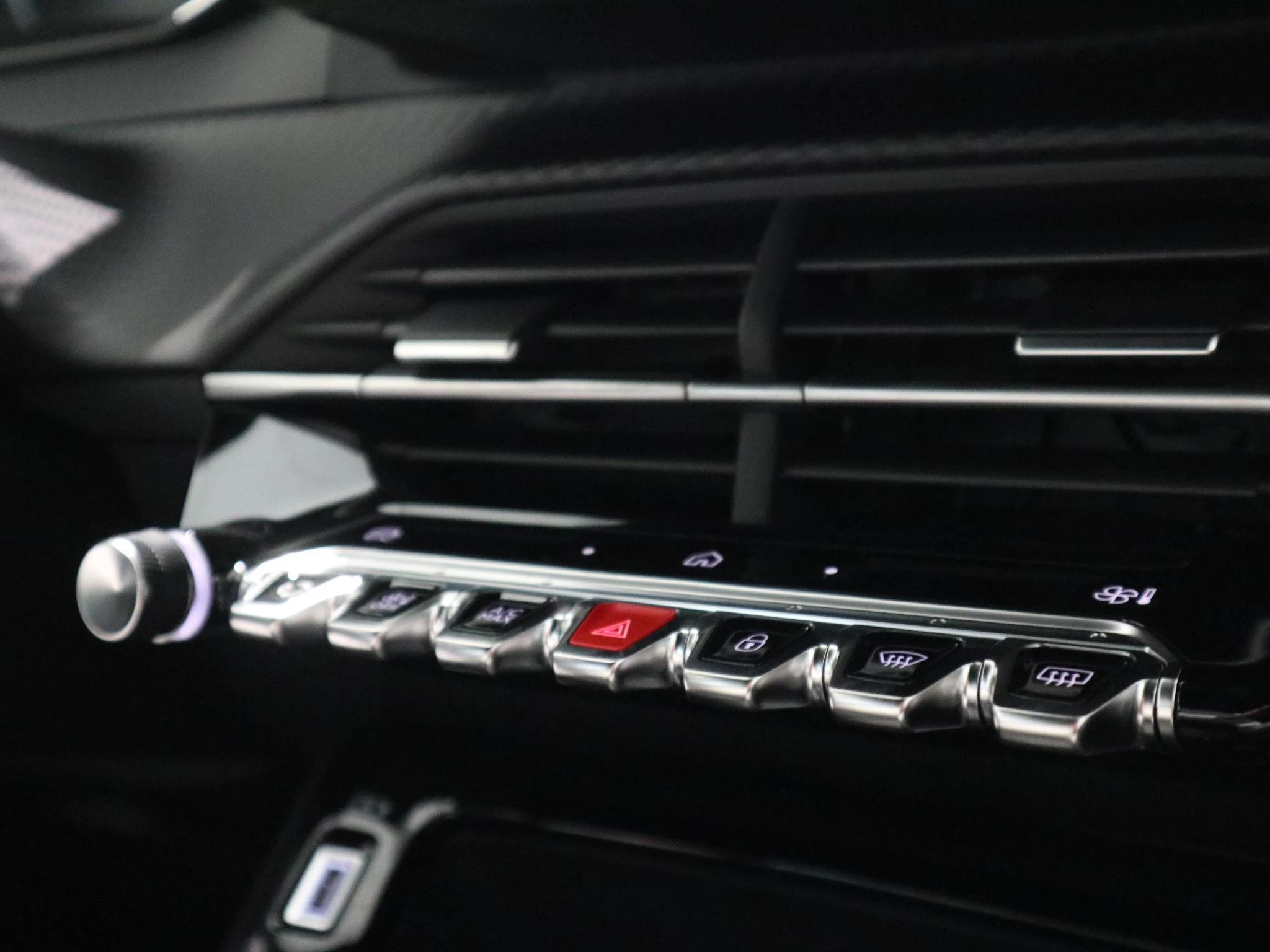 Peugeot-2008-image-17