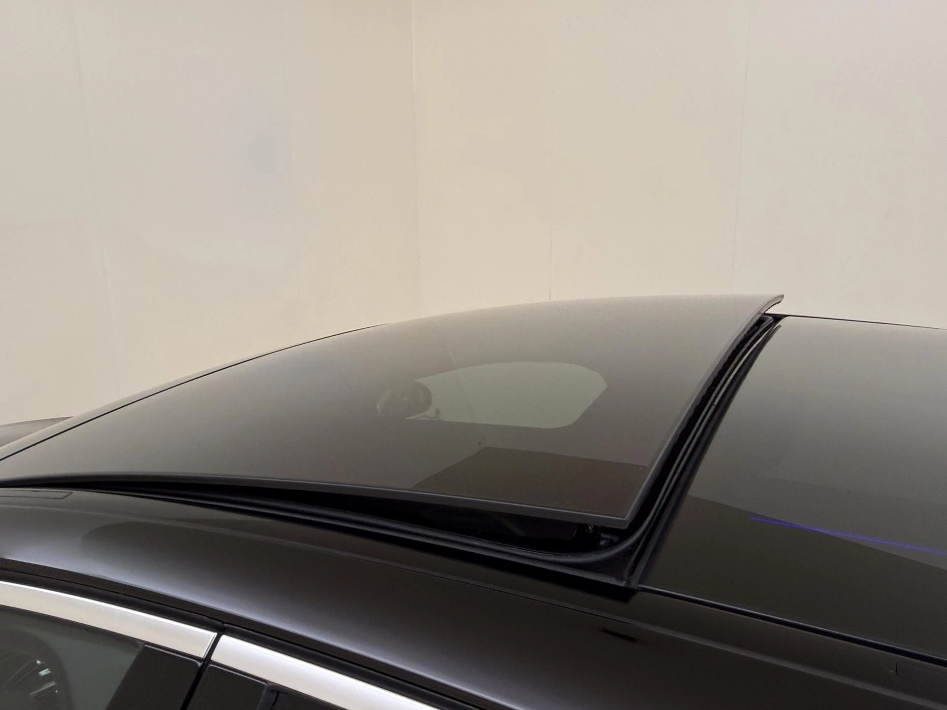 Mercedes-Benz-S-Klasse-image-38