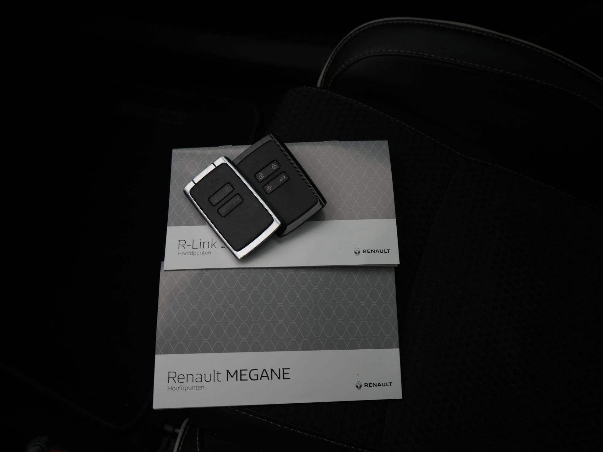 Renault-Mégane Estate-image-25