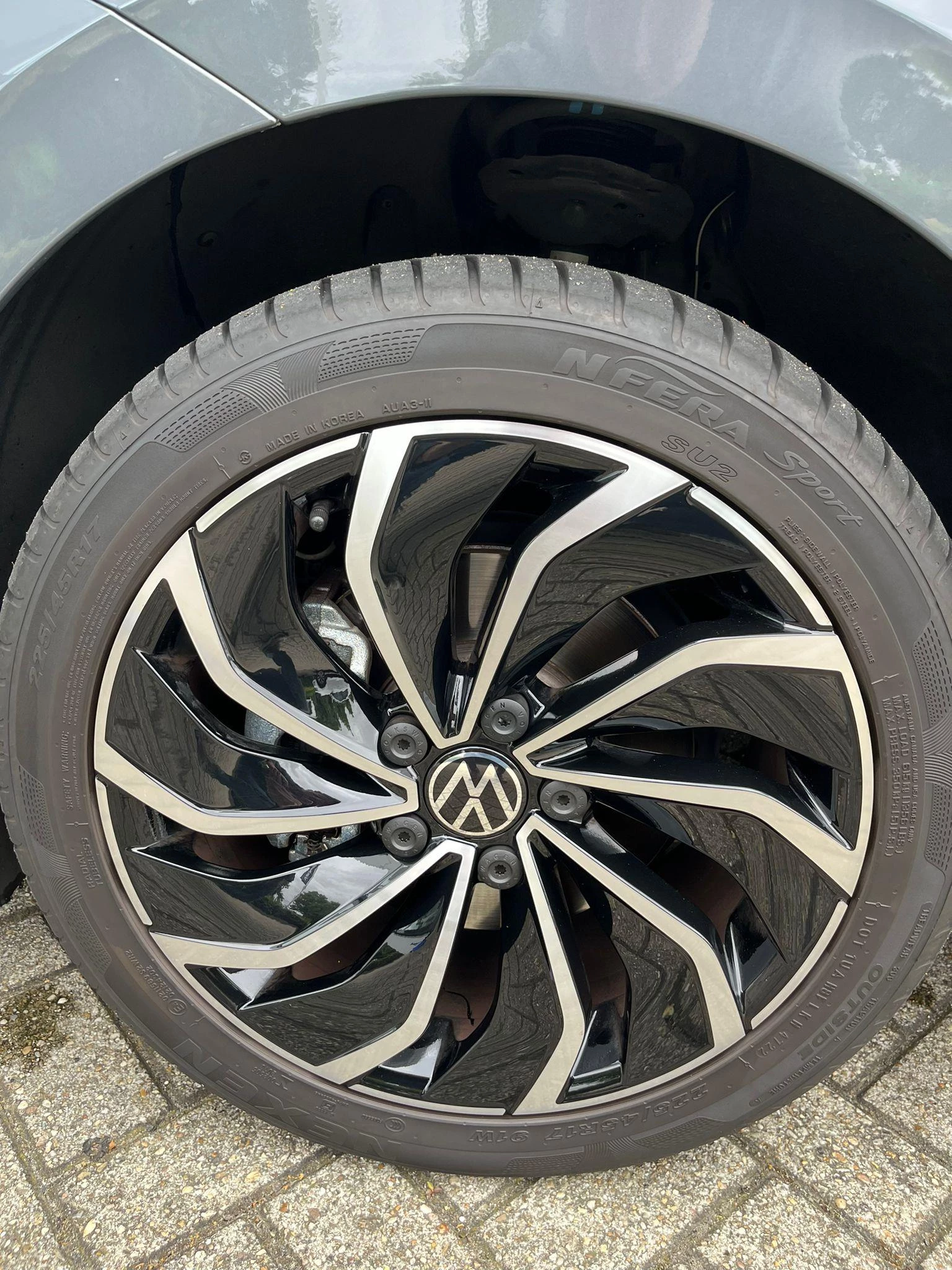 Volkswagen-Golf-image-5