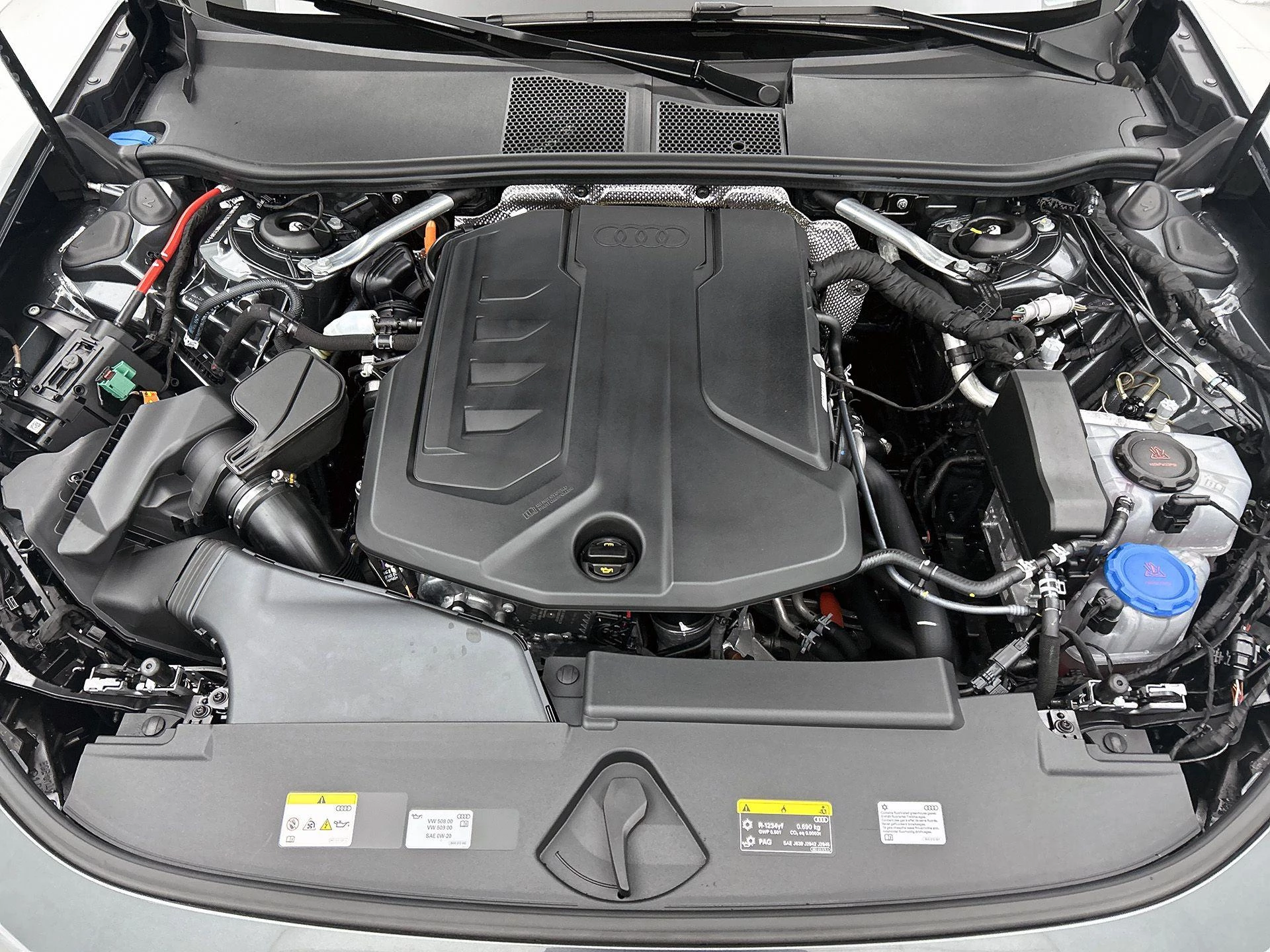 Audi-A6-image-35
