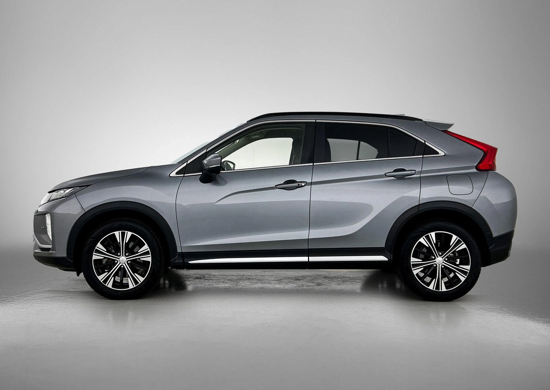 Mitsubishi-Eclipse Cross-image-1