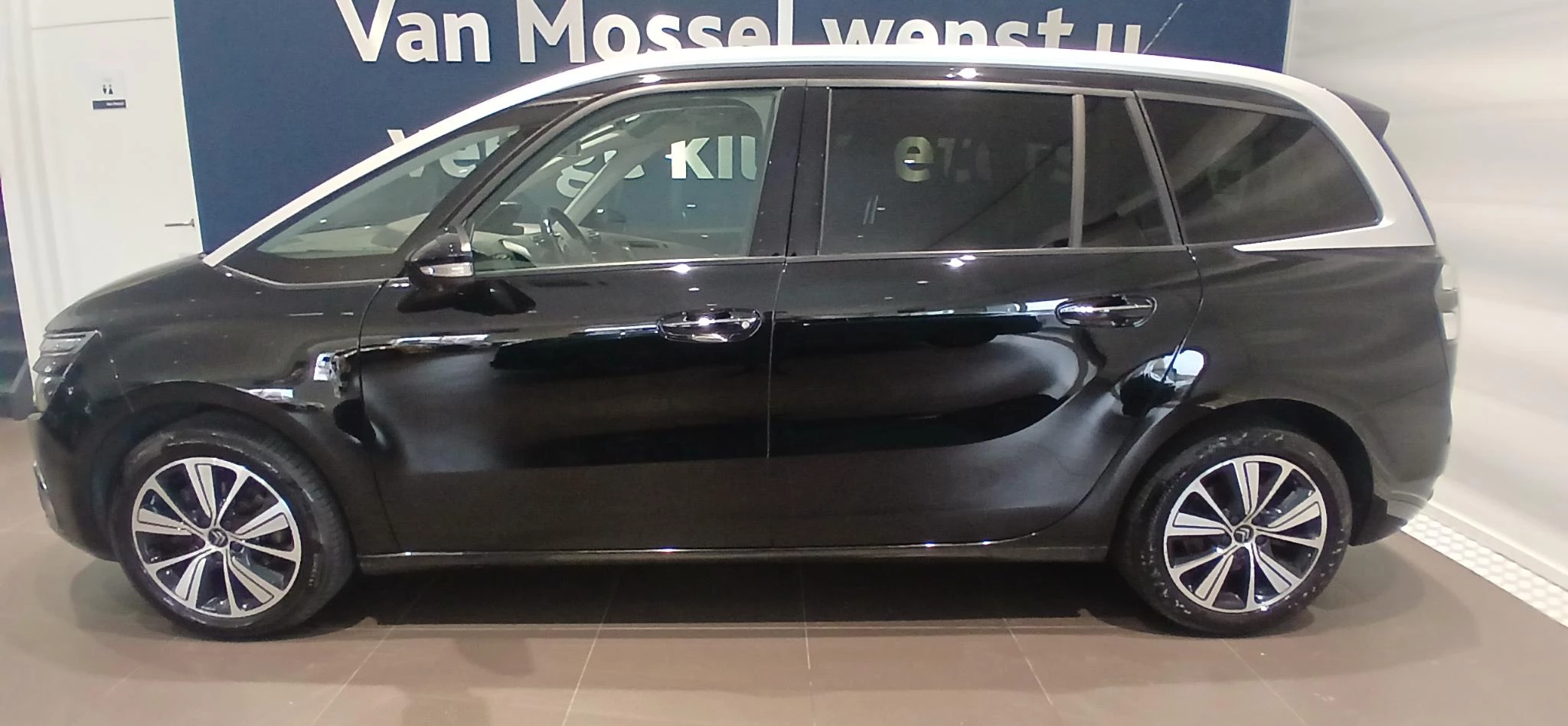 Citroën-Grand C4 Picasso-image-1
