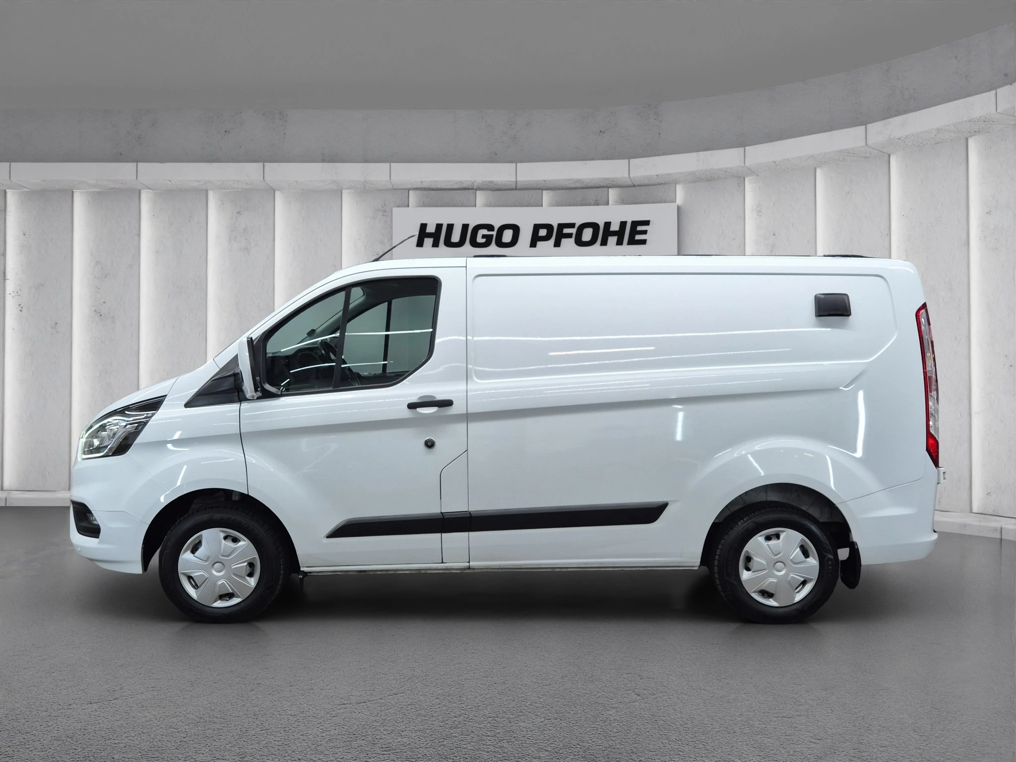 Ford-Transit Custom-image-1