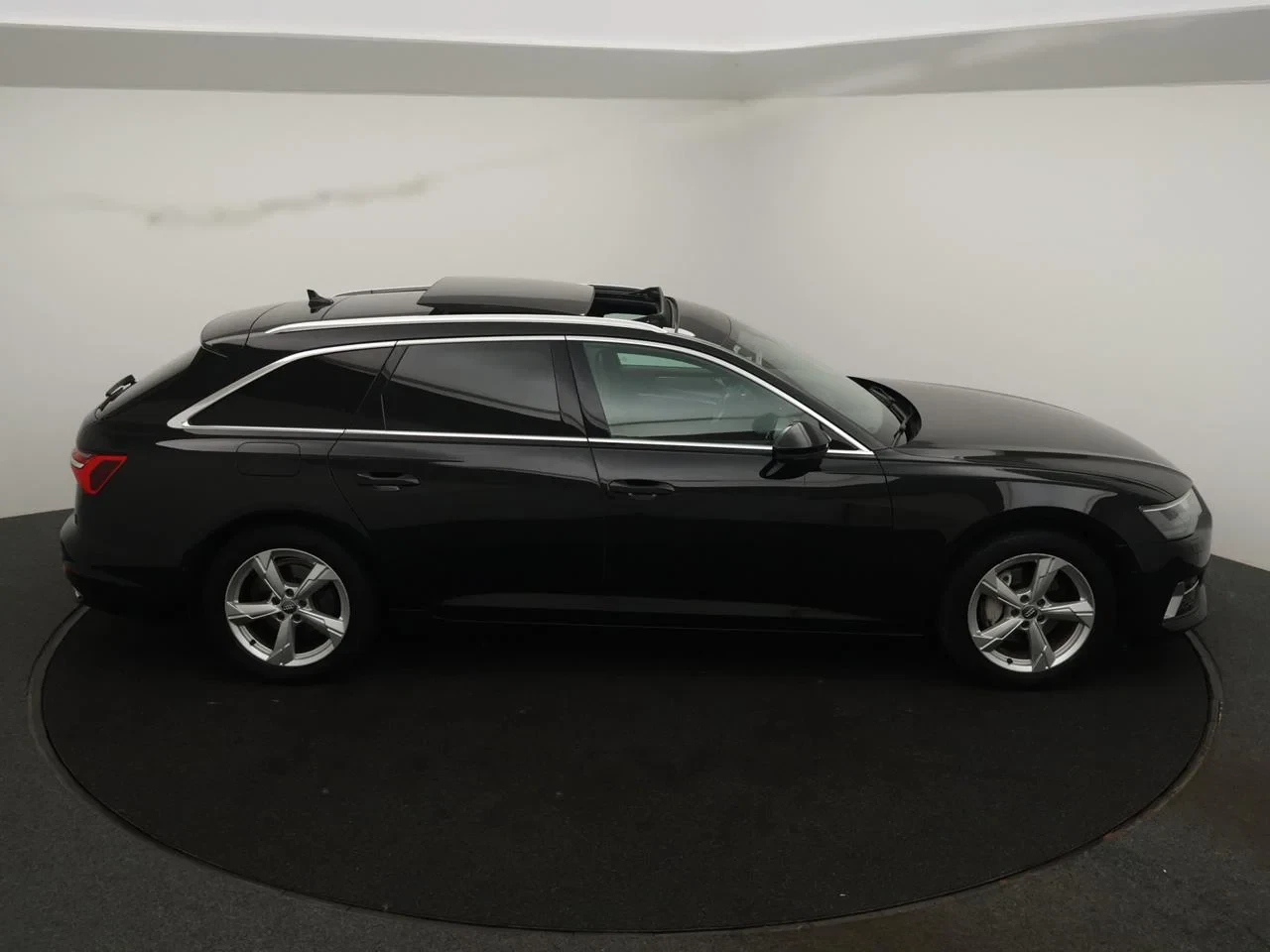 Audi A6 Avant Dsl A6 Avant 40TDi Business Edition Sport 204PK *AUTOMAAT*BRUIN LEDER*PANODAK*CAMERA*PDC*TREKHAAK*NAVI*APP-CONNECT*...*