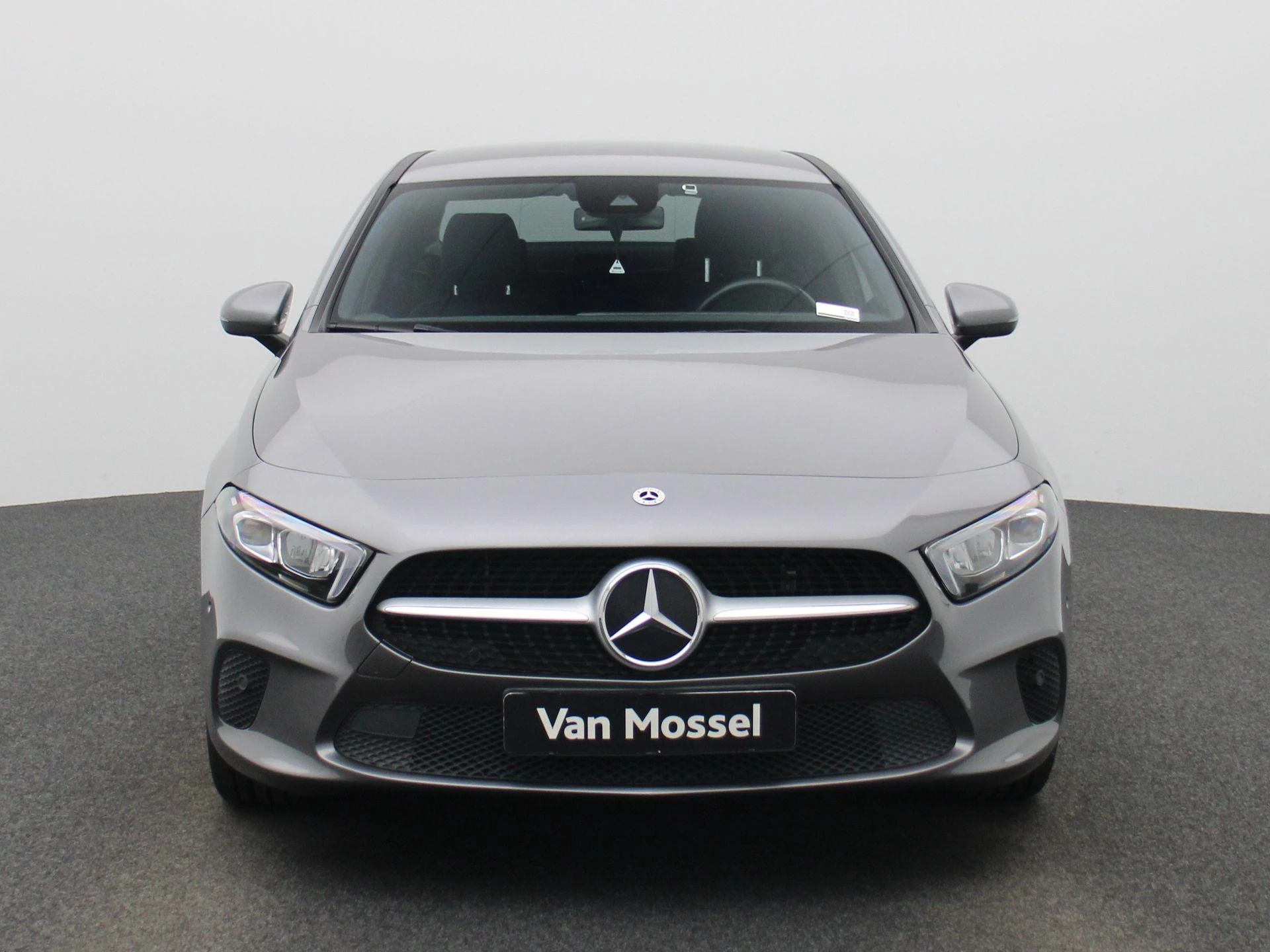 Mercedes-Benz-A-Klasse-image-2