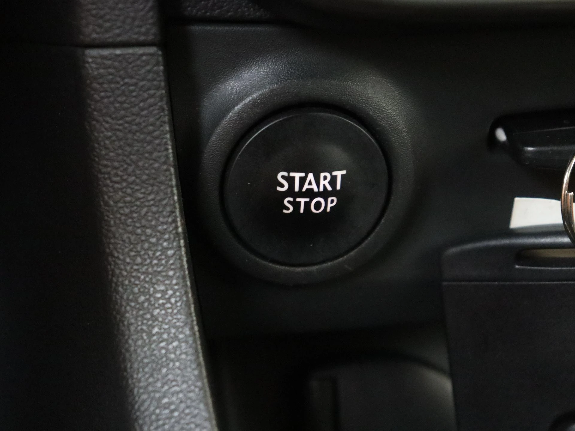 Renault-Clio-image-20