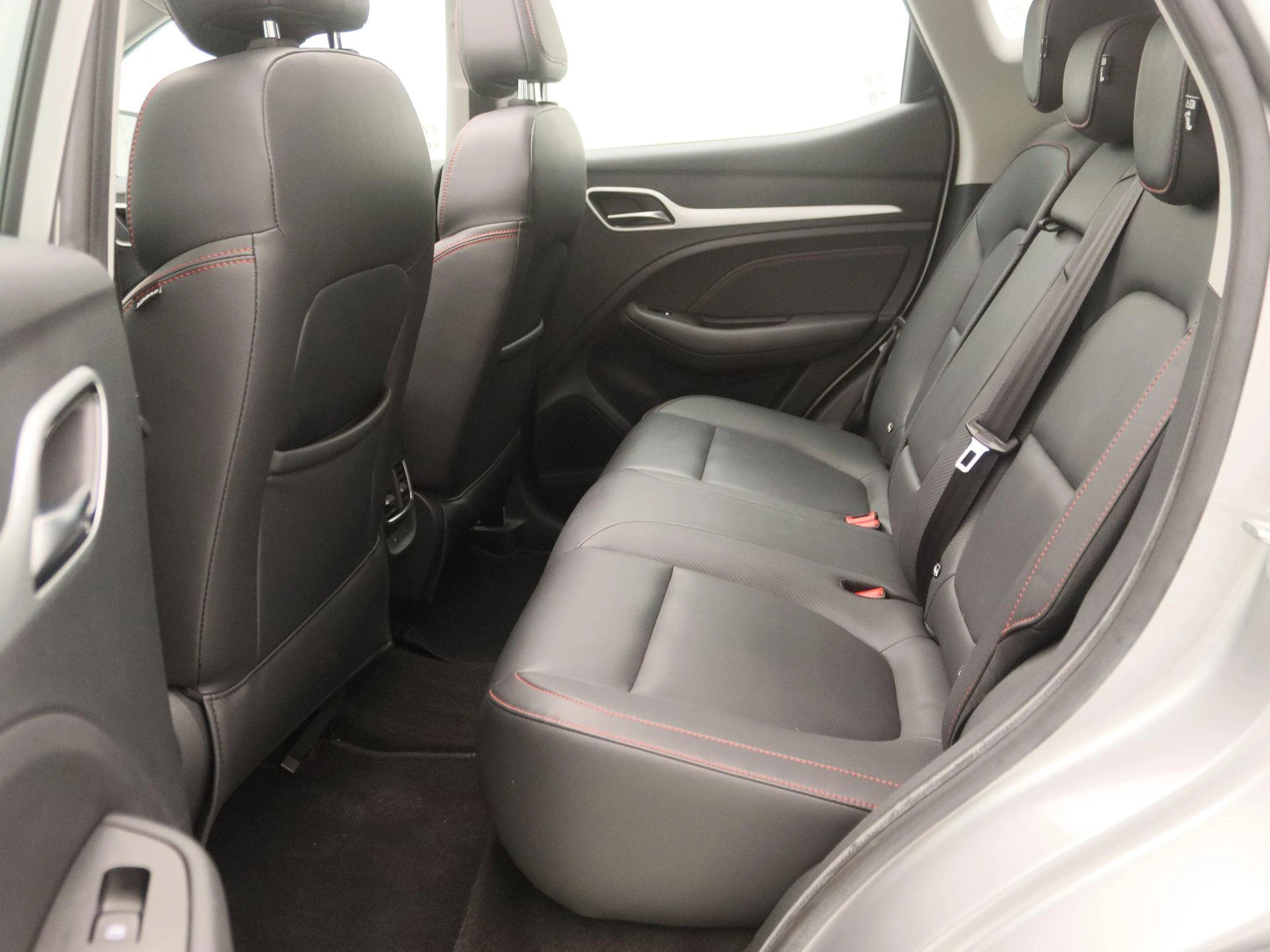 MG-ZS EV-image-12