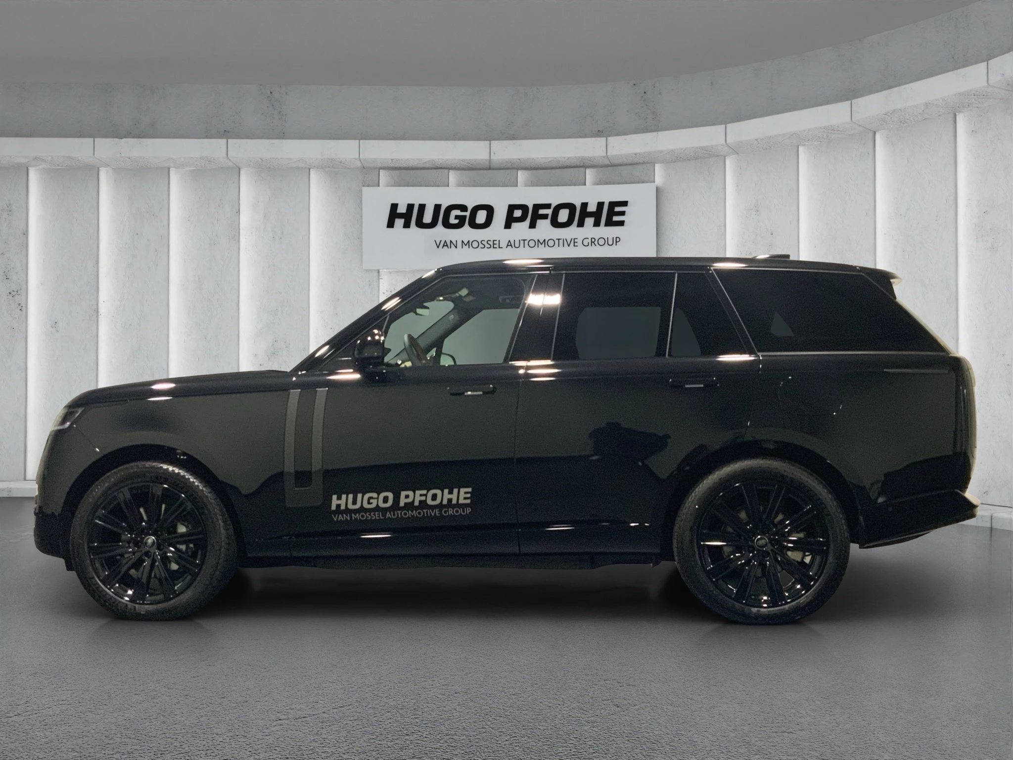 Land Rover-Range Rover-image-1