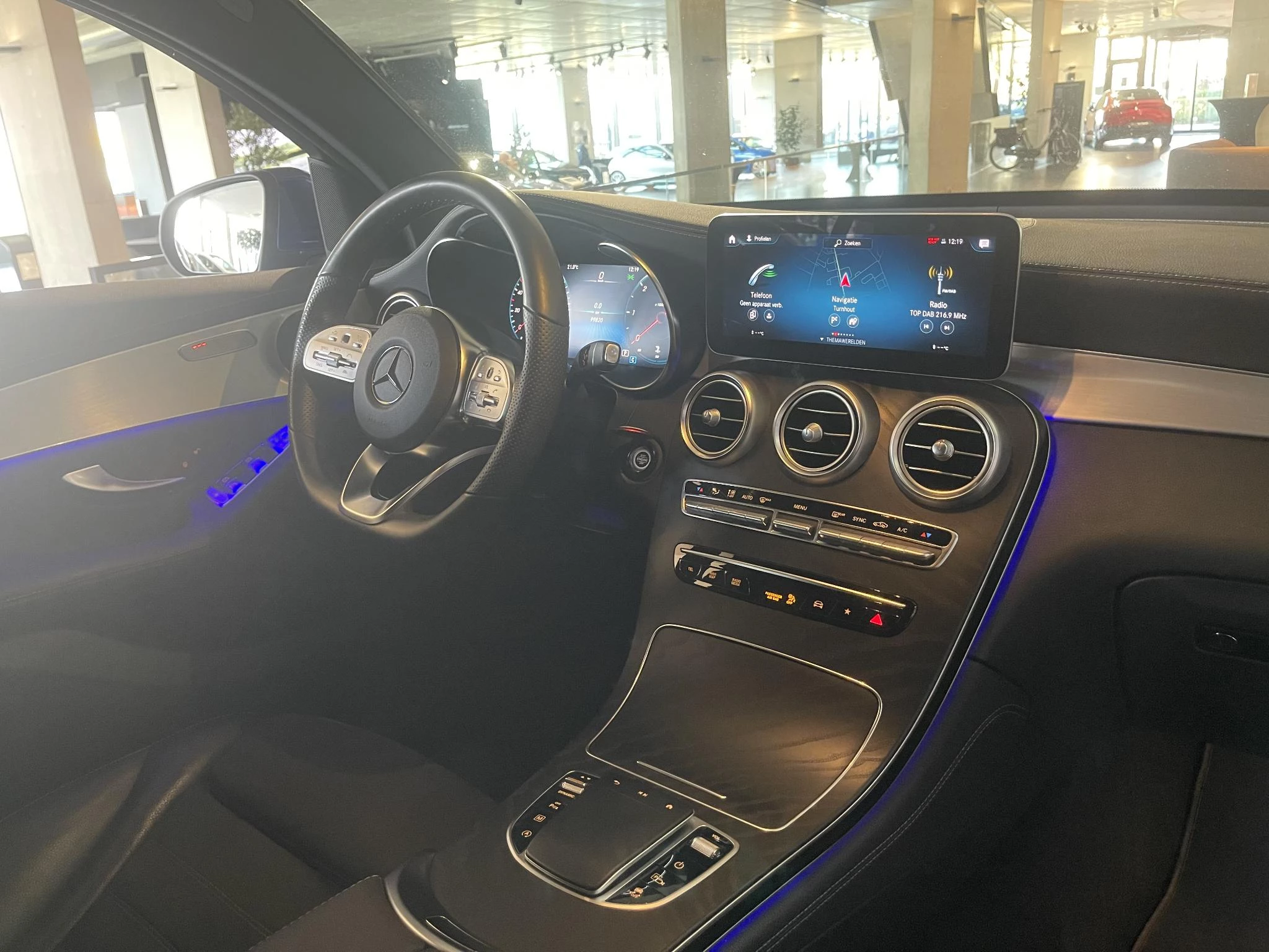Mercedes-Benz GLC 200 d Coupé + AMG LINE + CARPLAY + MULTIBEAM LED + TREKHAAK +