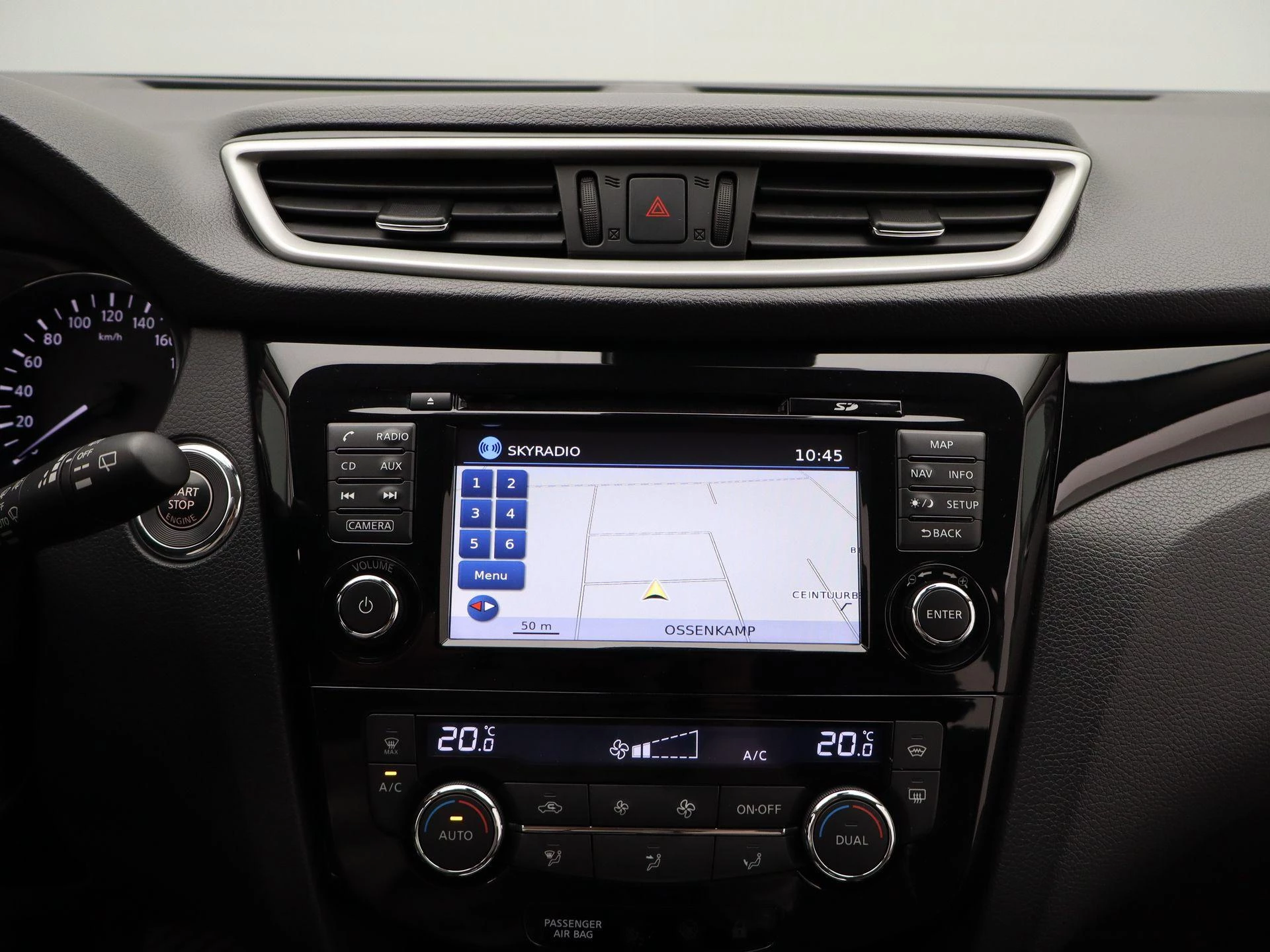 Nissan-QASHQAI-image-16