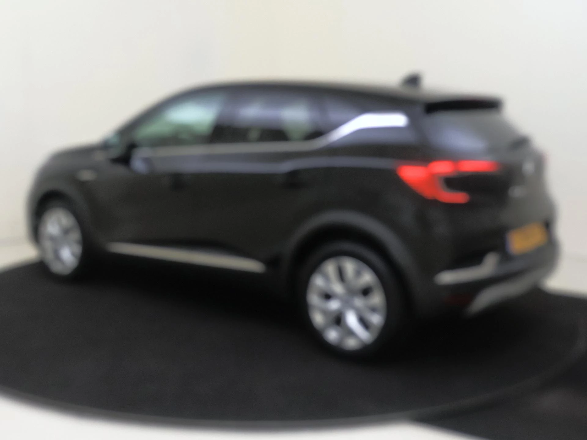 Renault-Captur-image-2