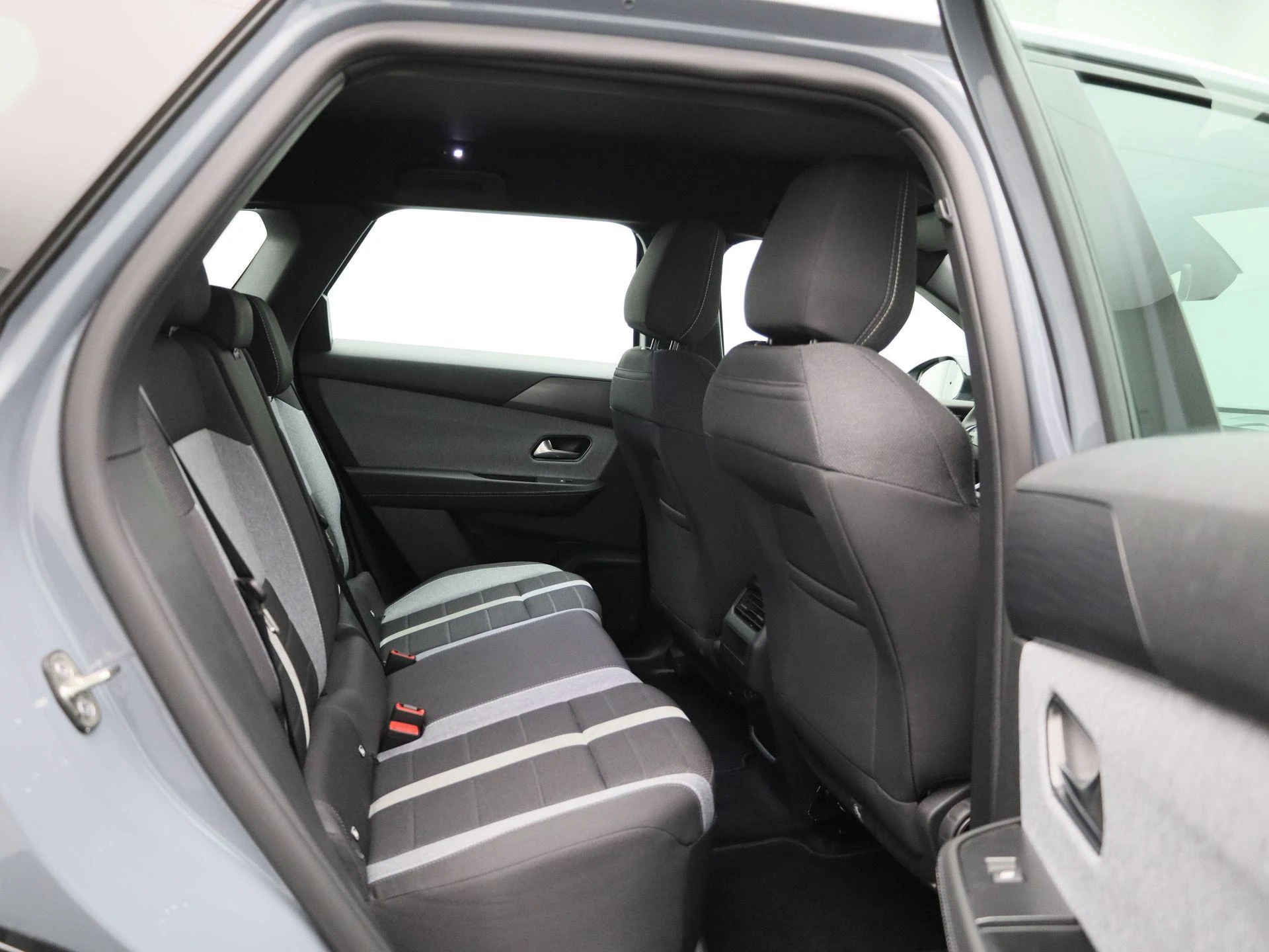Opel-Grandland-image-34