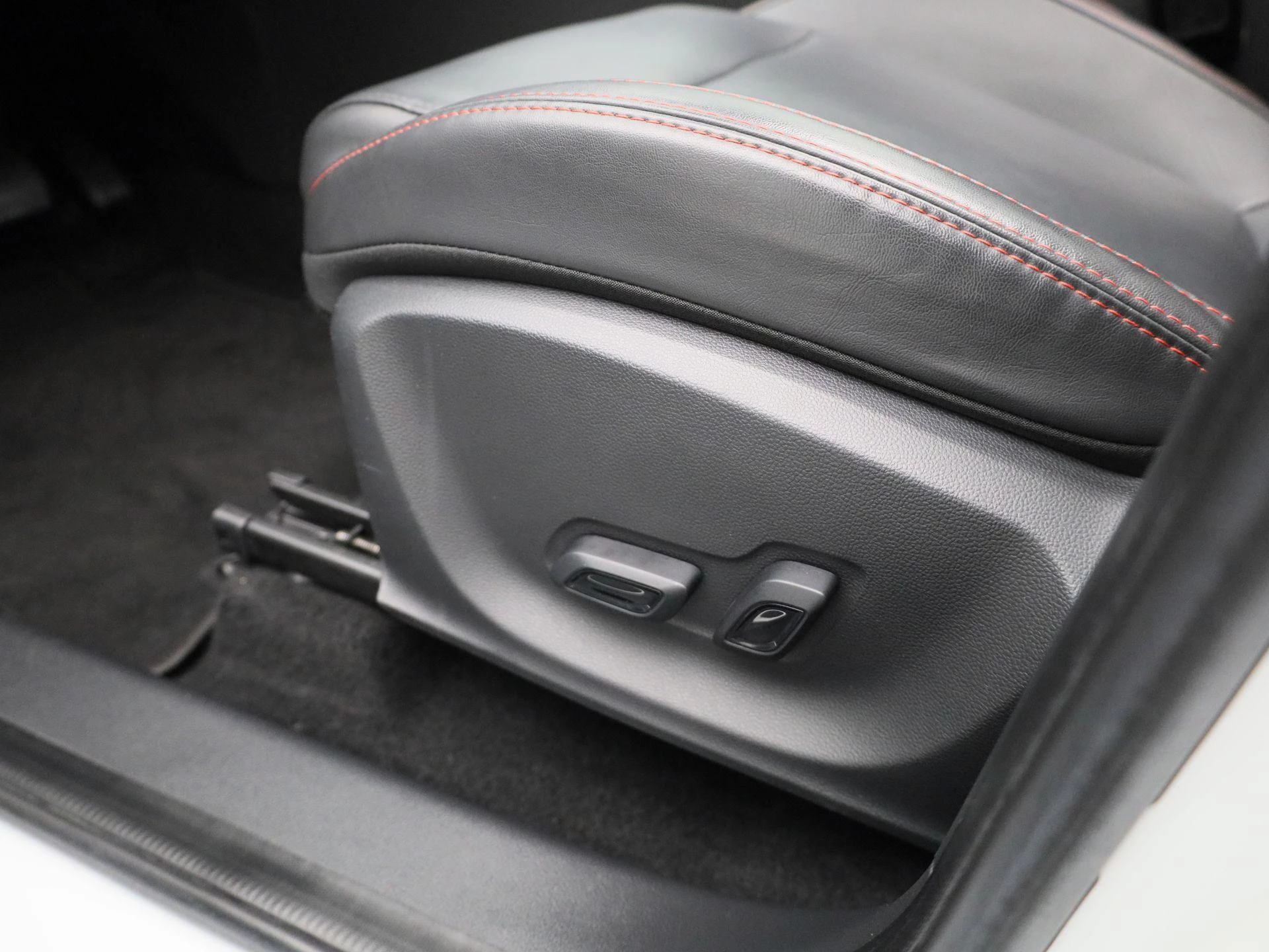 MG-ZS EV-image-29