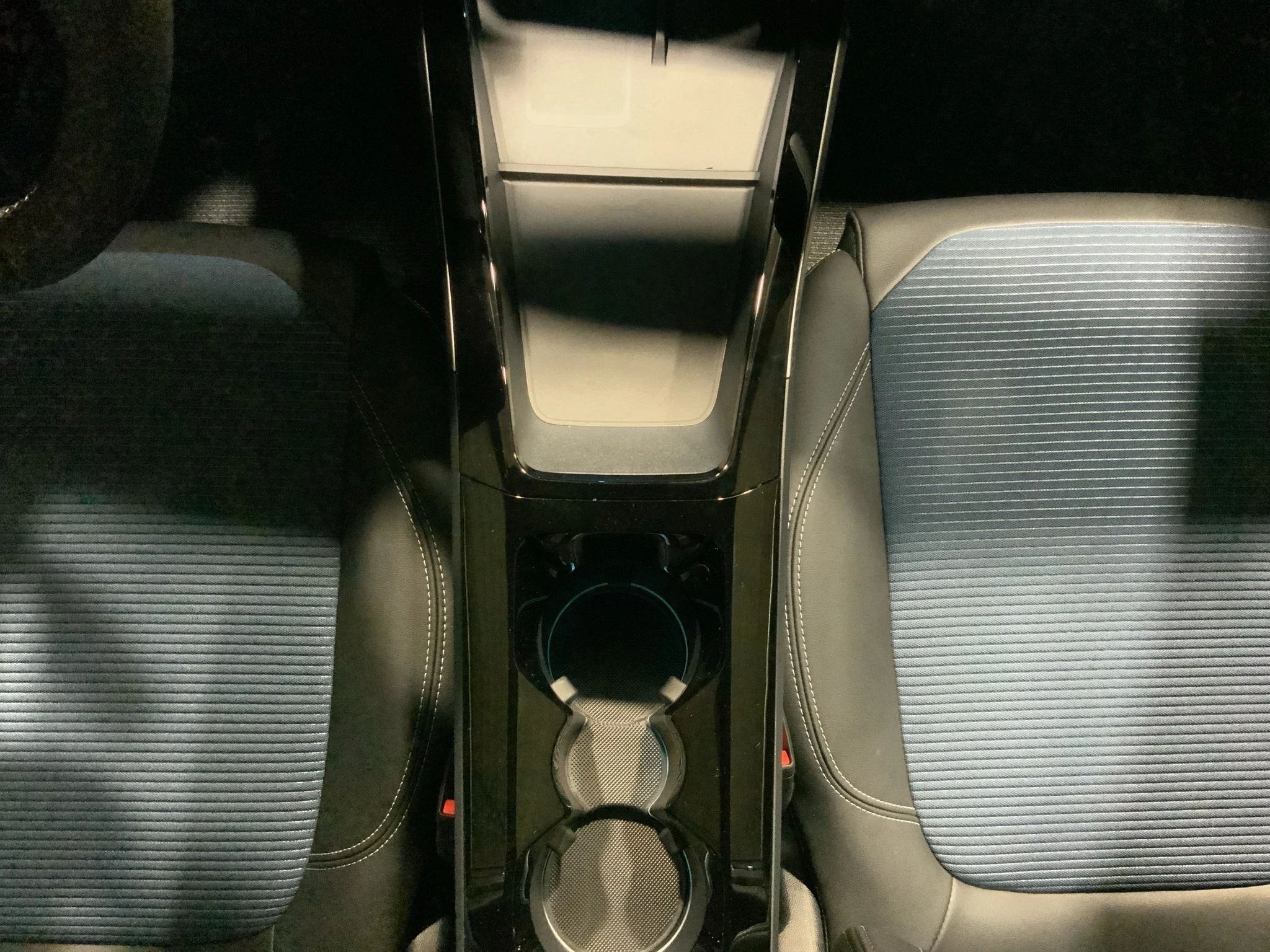 Ford-Puma Gen-E-image-17