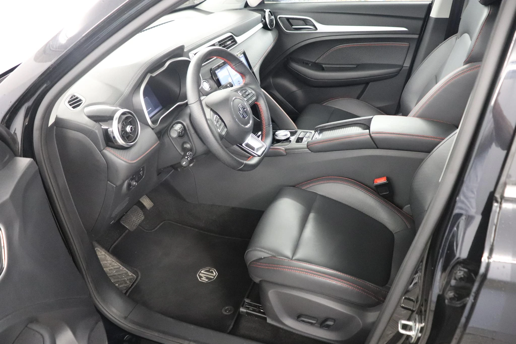 MG-ZS-image-11