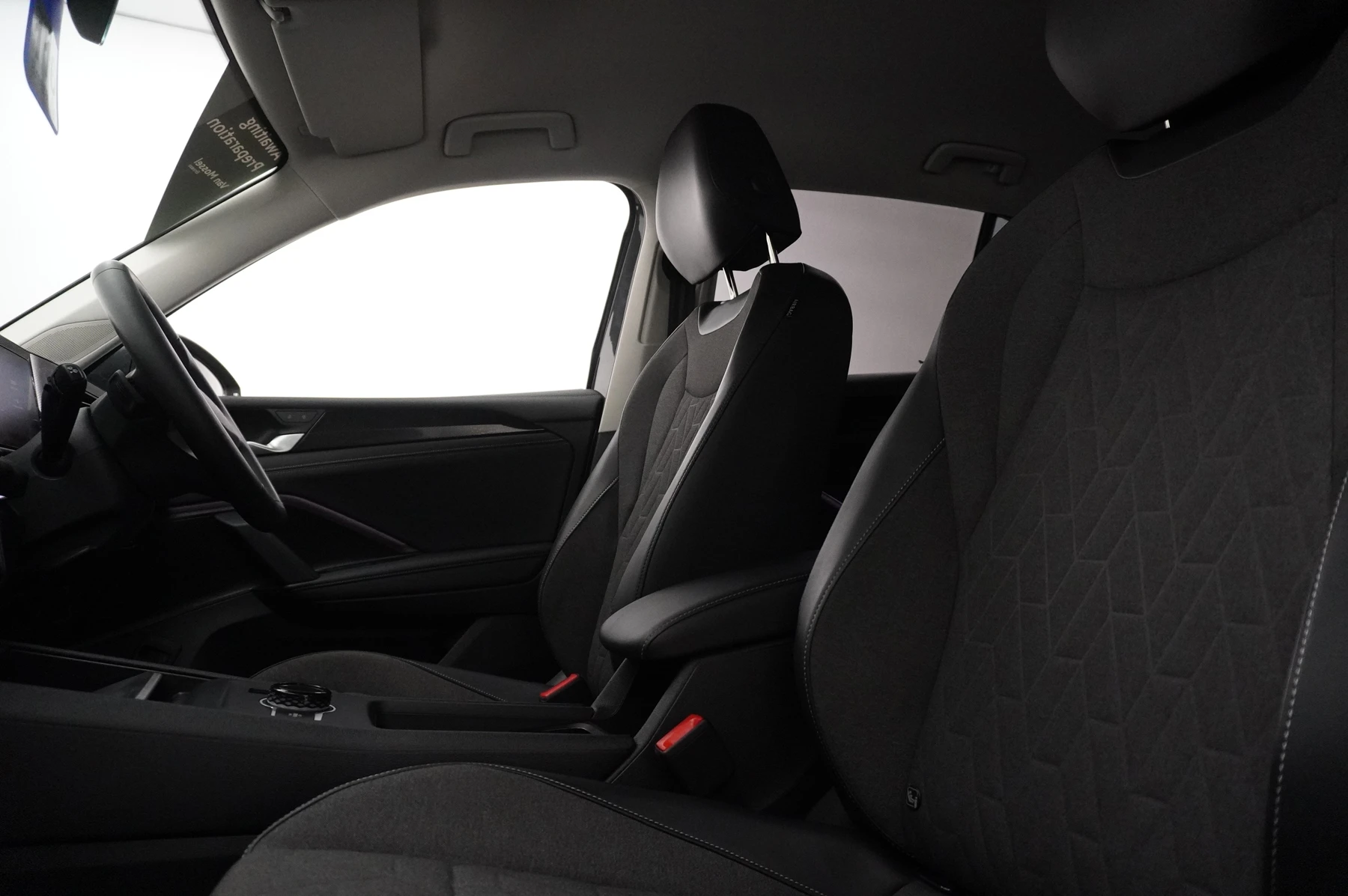 Volkswagen-Tiguan-image-8