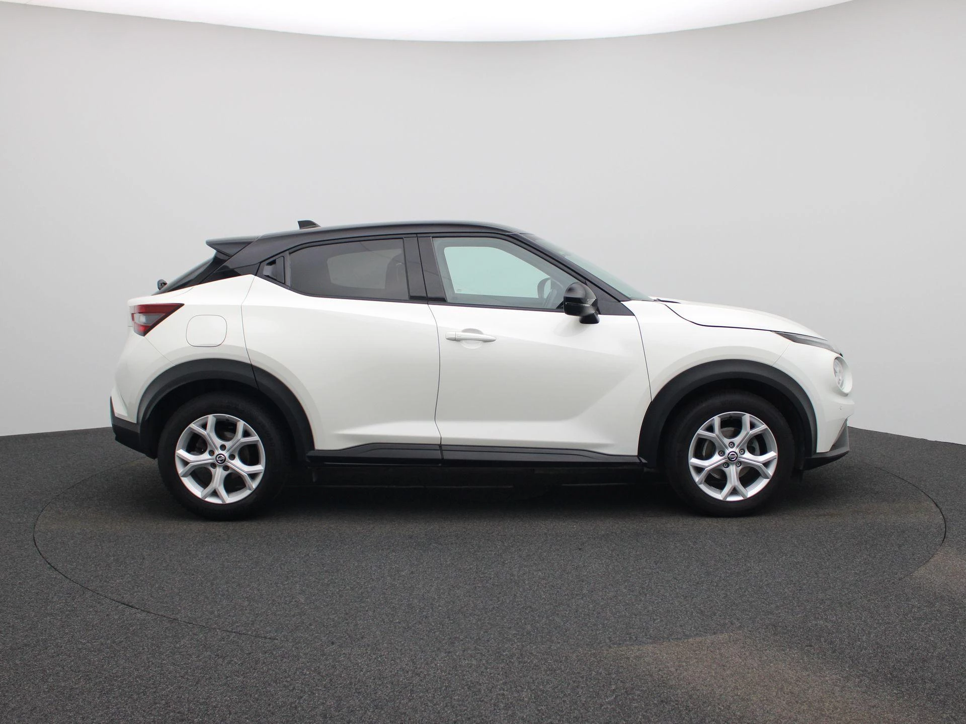 Nissan-Juke-image-7