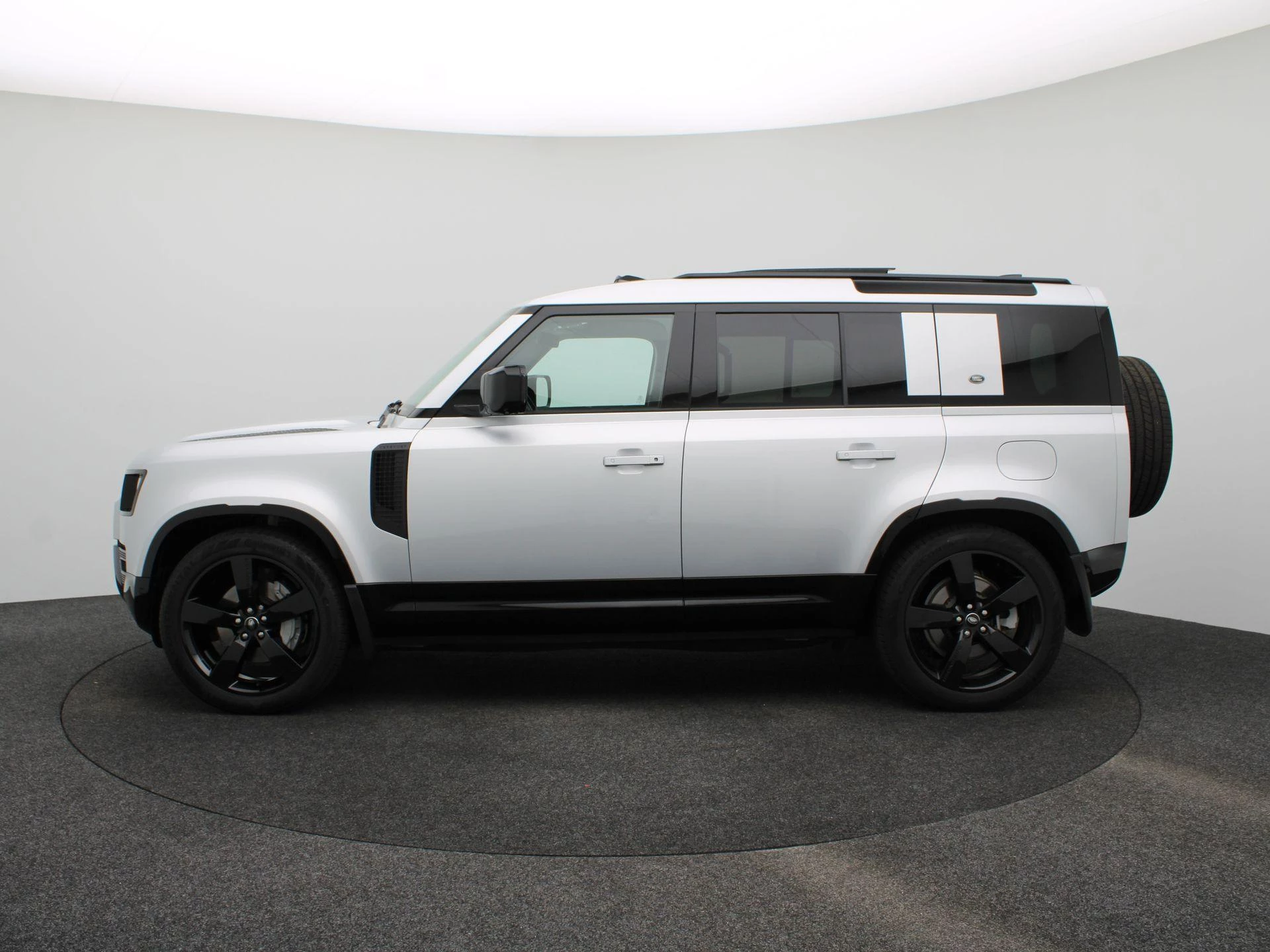 Land Rover Defender 110 P400e XS Edition