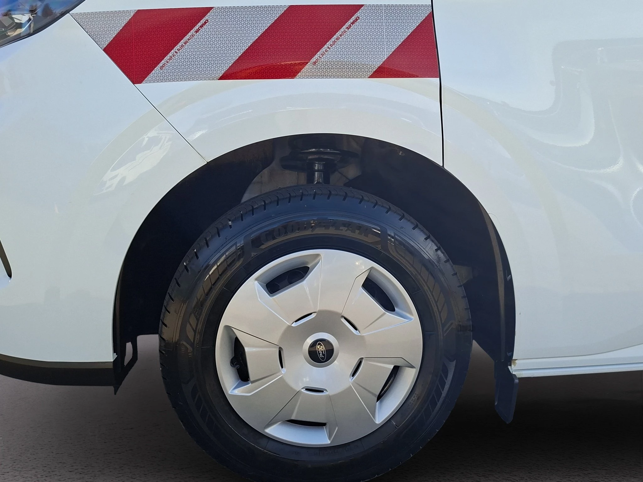 Ford Transit Custom Trend Kasten 2.0 EB 300 L1 LED | AHK | RFK | PDC | BT