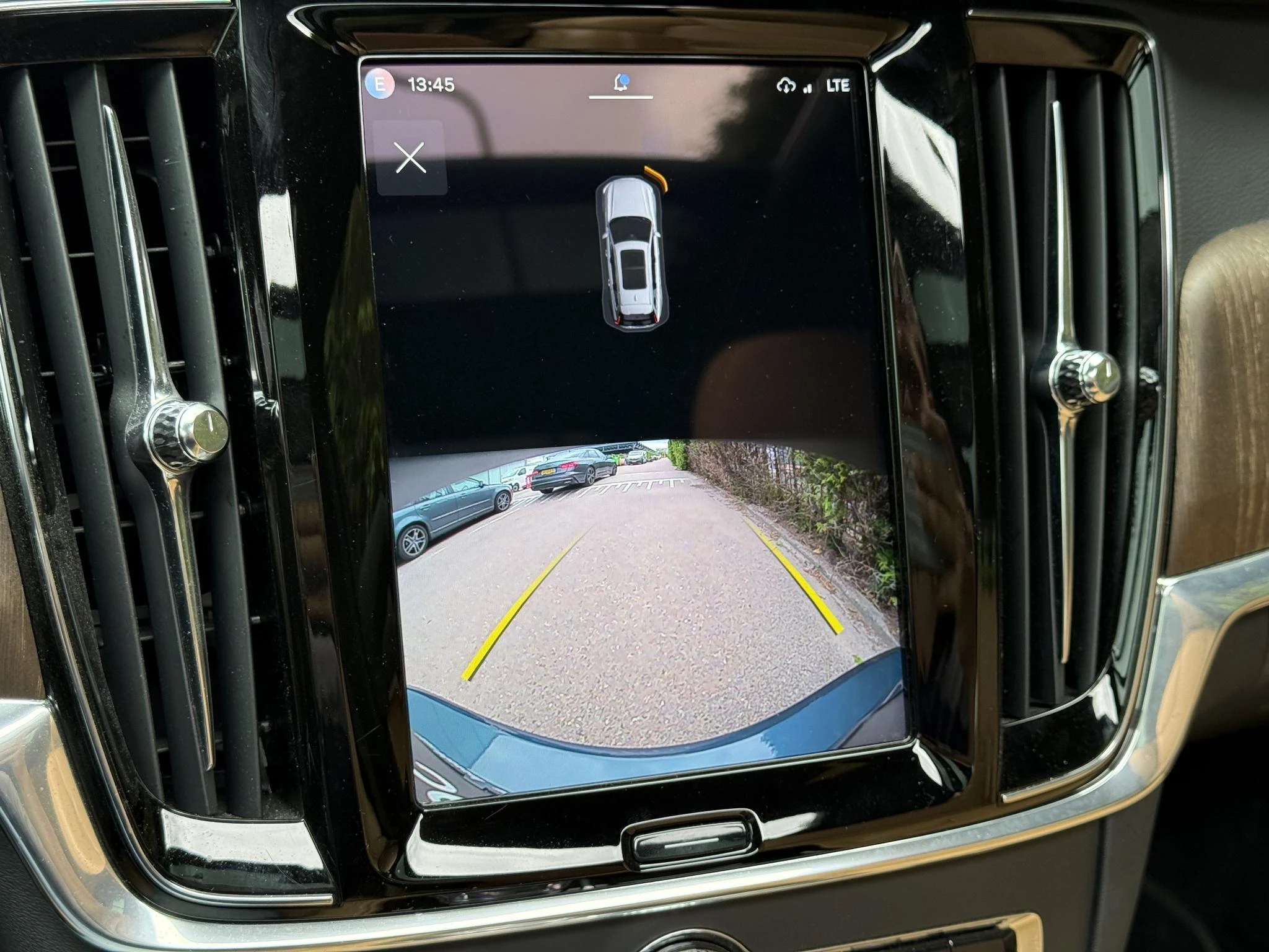Volvo V90
