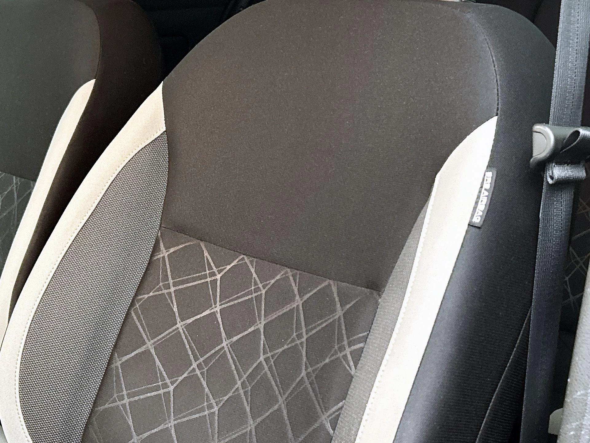 Nissan-Micra-image-10