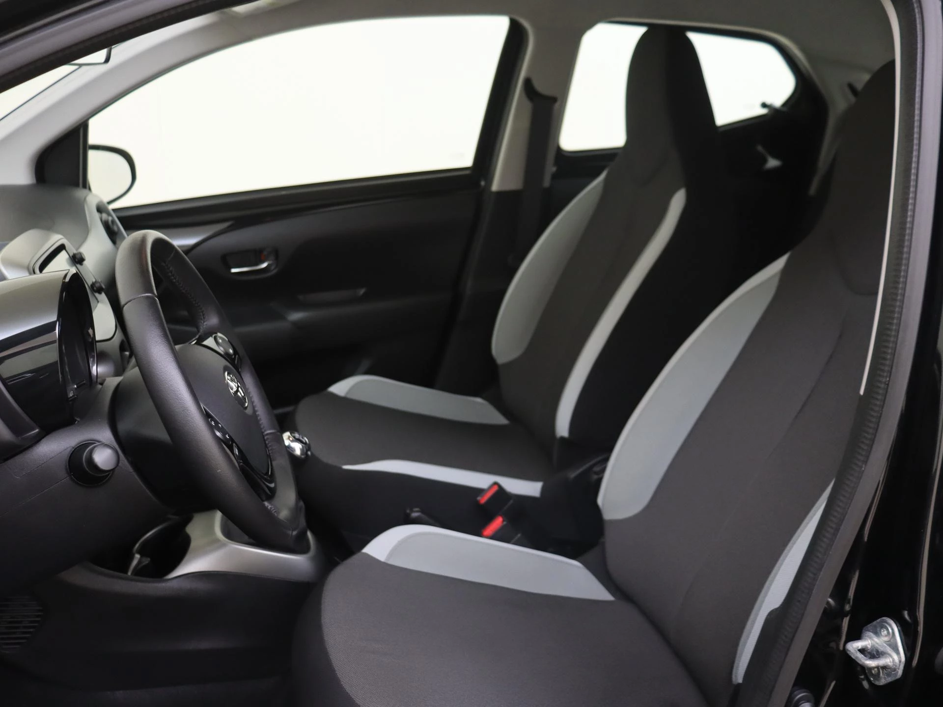 Toyota Aygo 1.0 VVT-i x-play