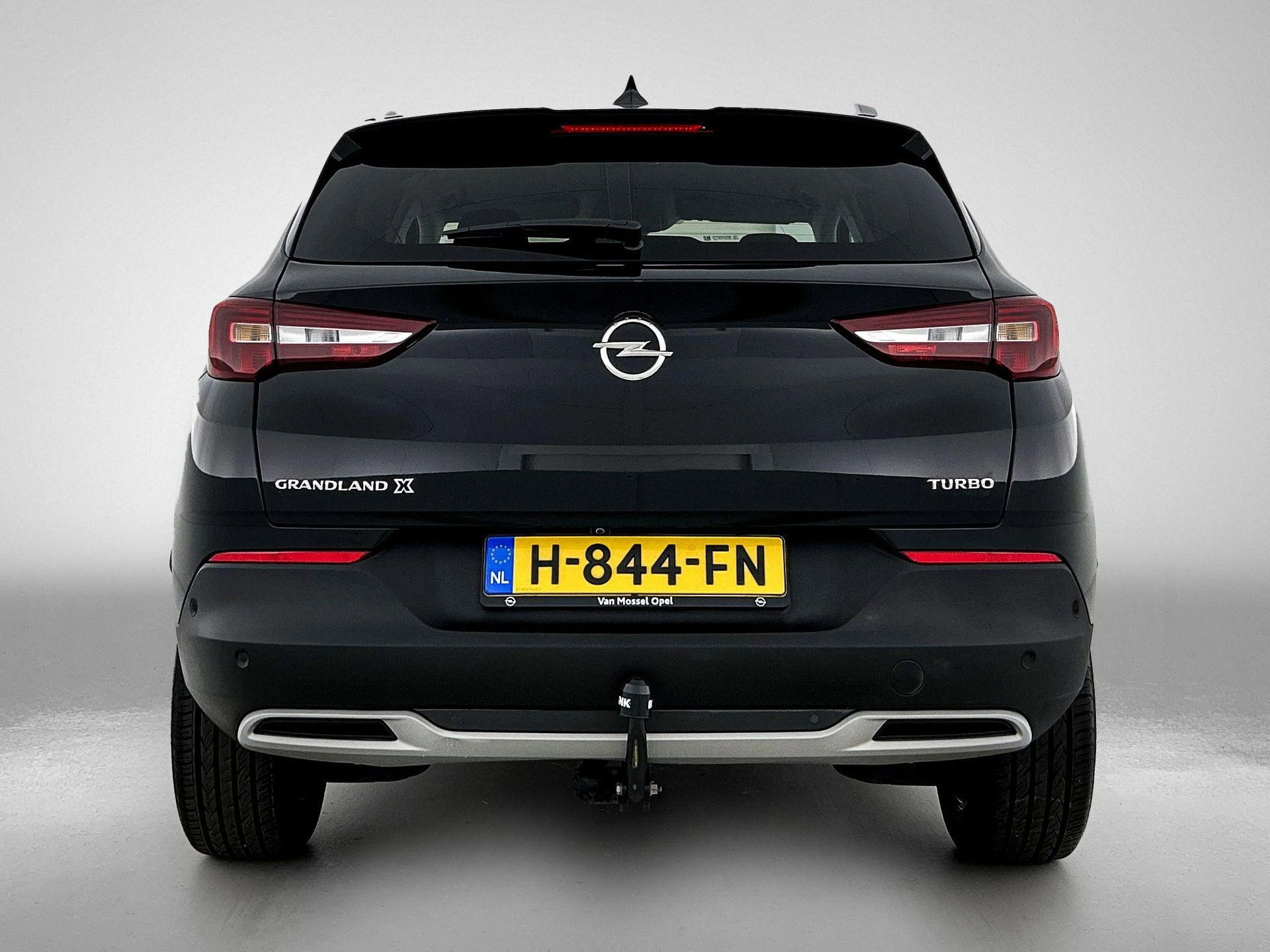Opel-Grandland X-image-2