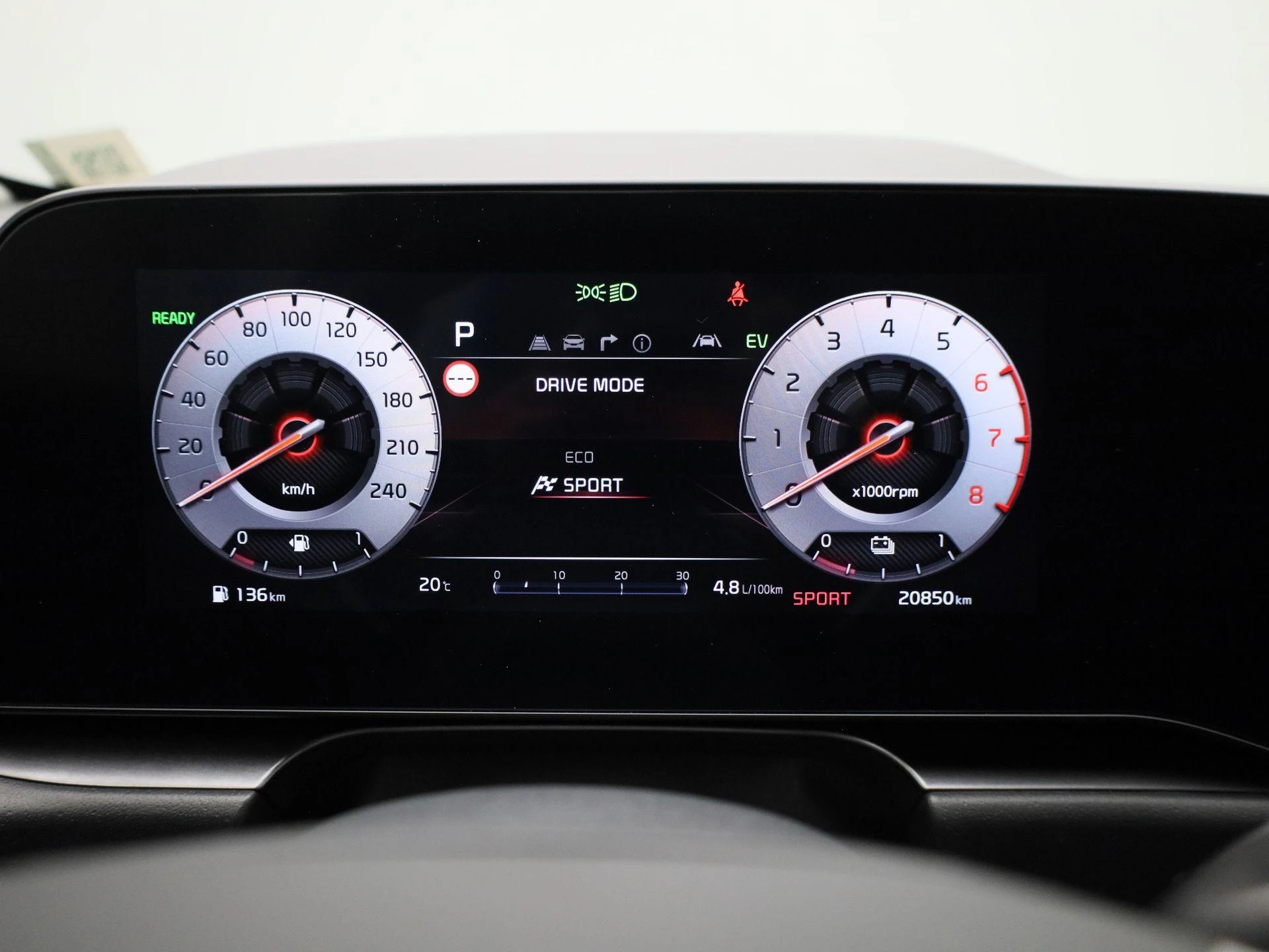 Kia-Niro-image-19