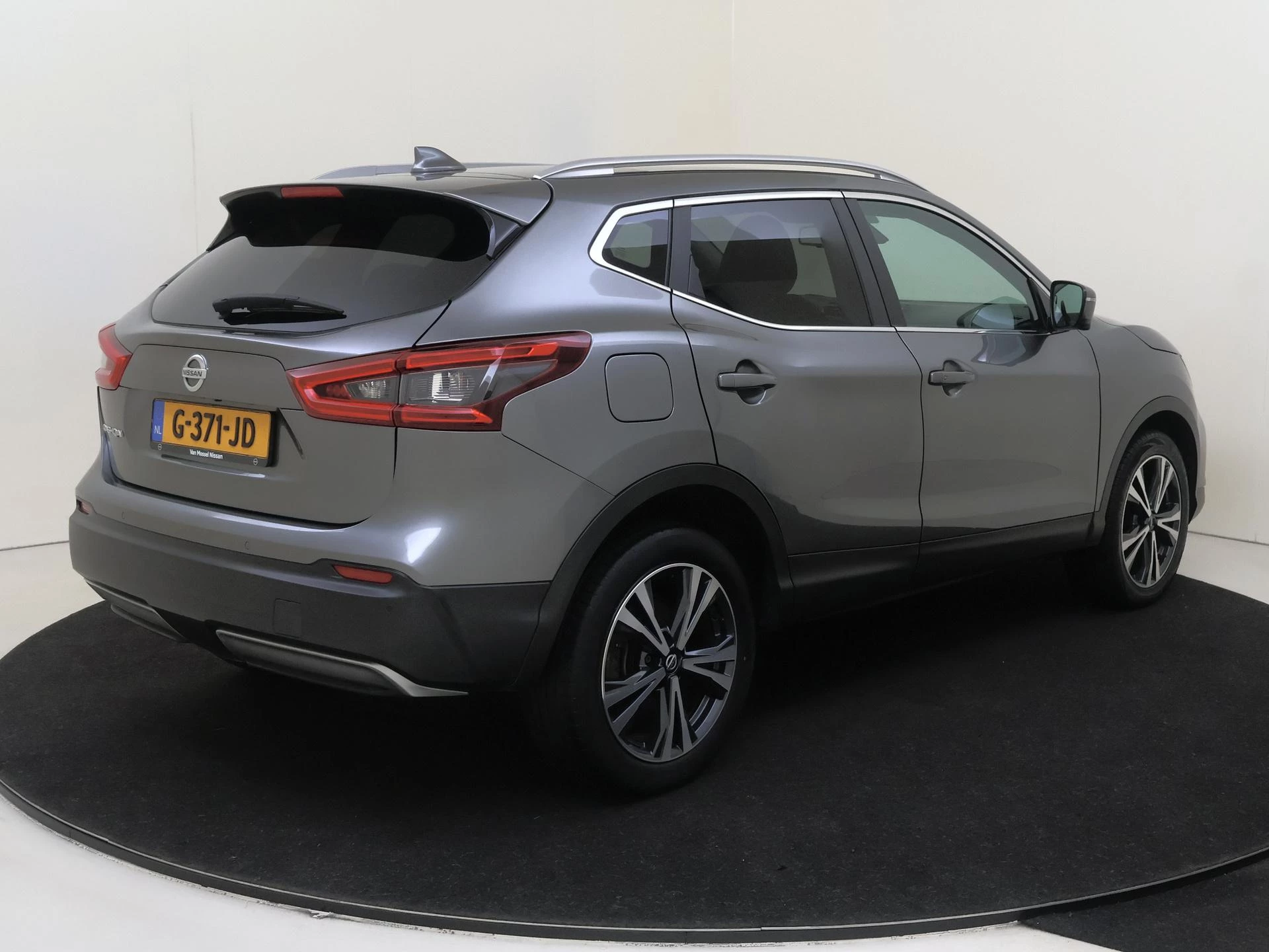 Nissan-QASHQAI-image-6