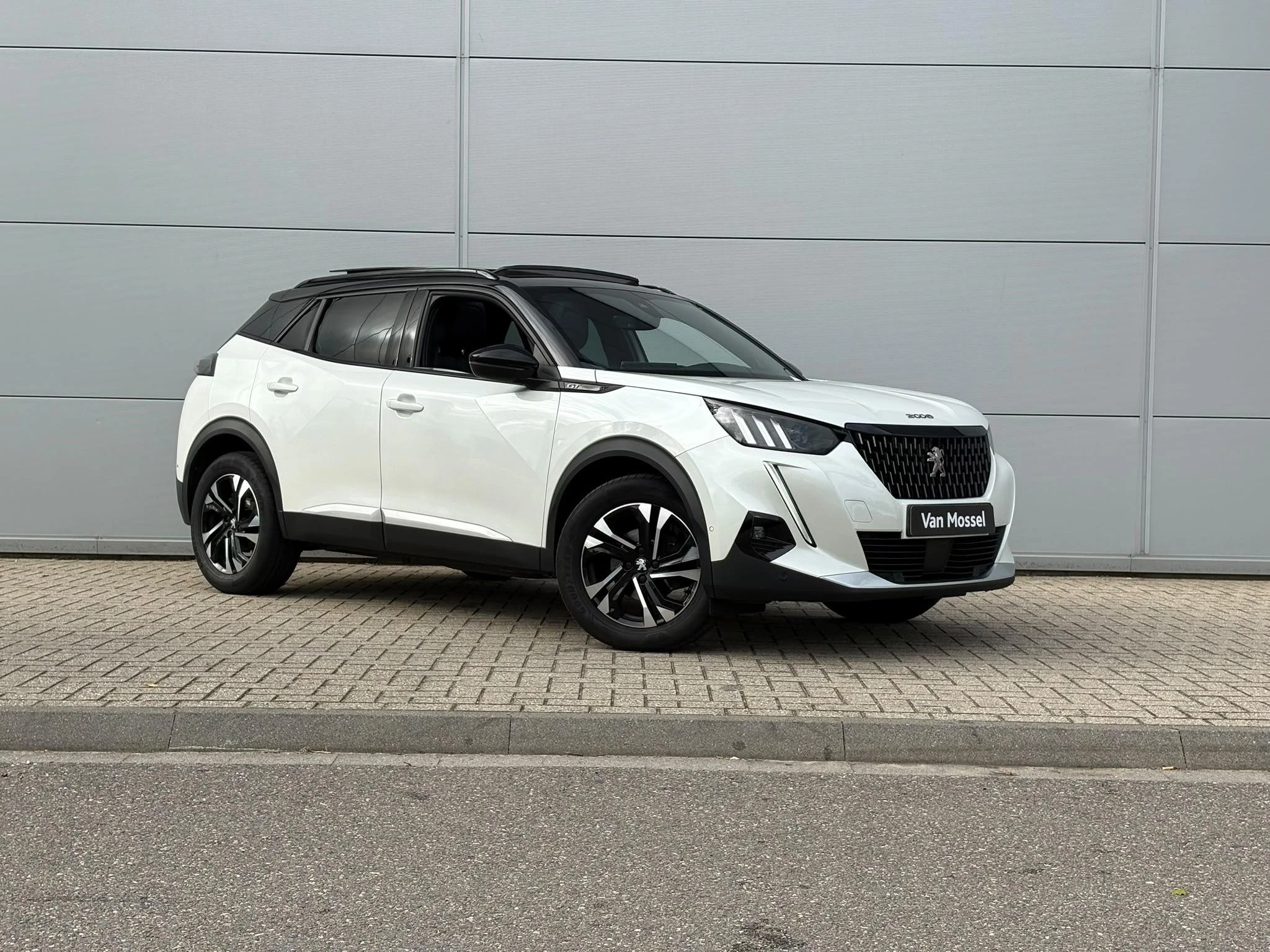Peugeot-2008-image-7