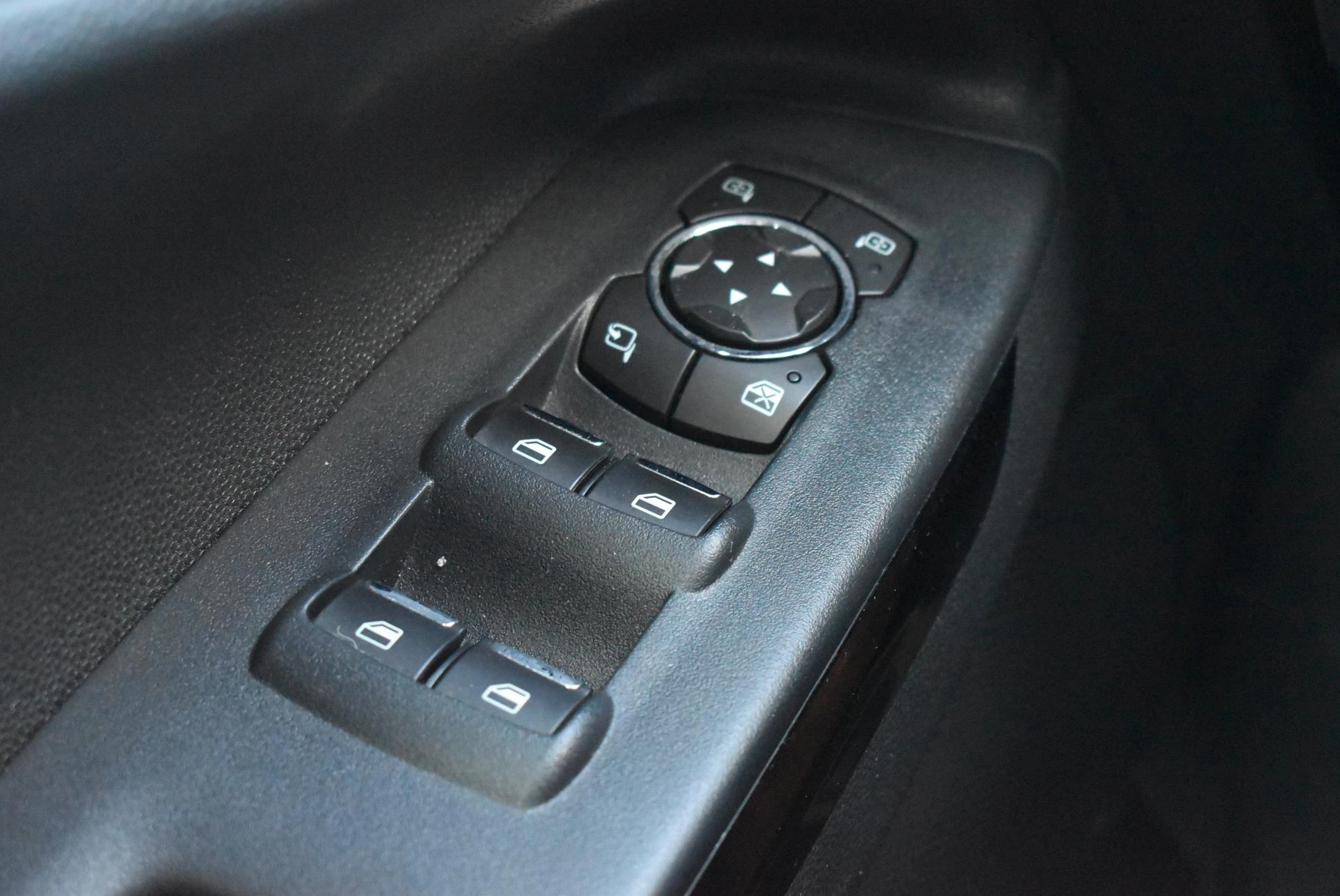 Ford-EcoSport-image-10