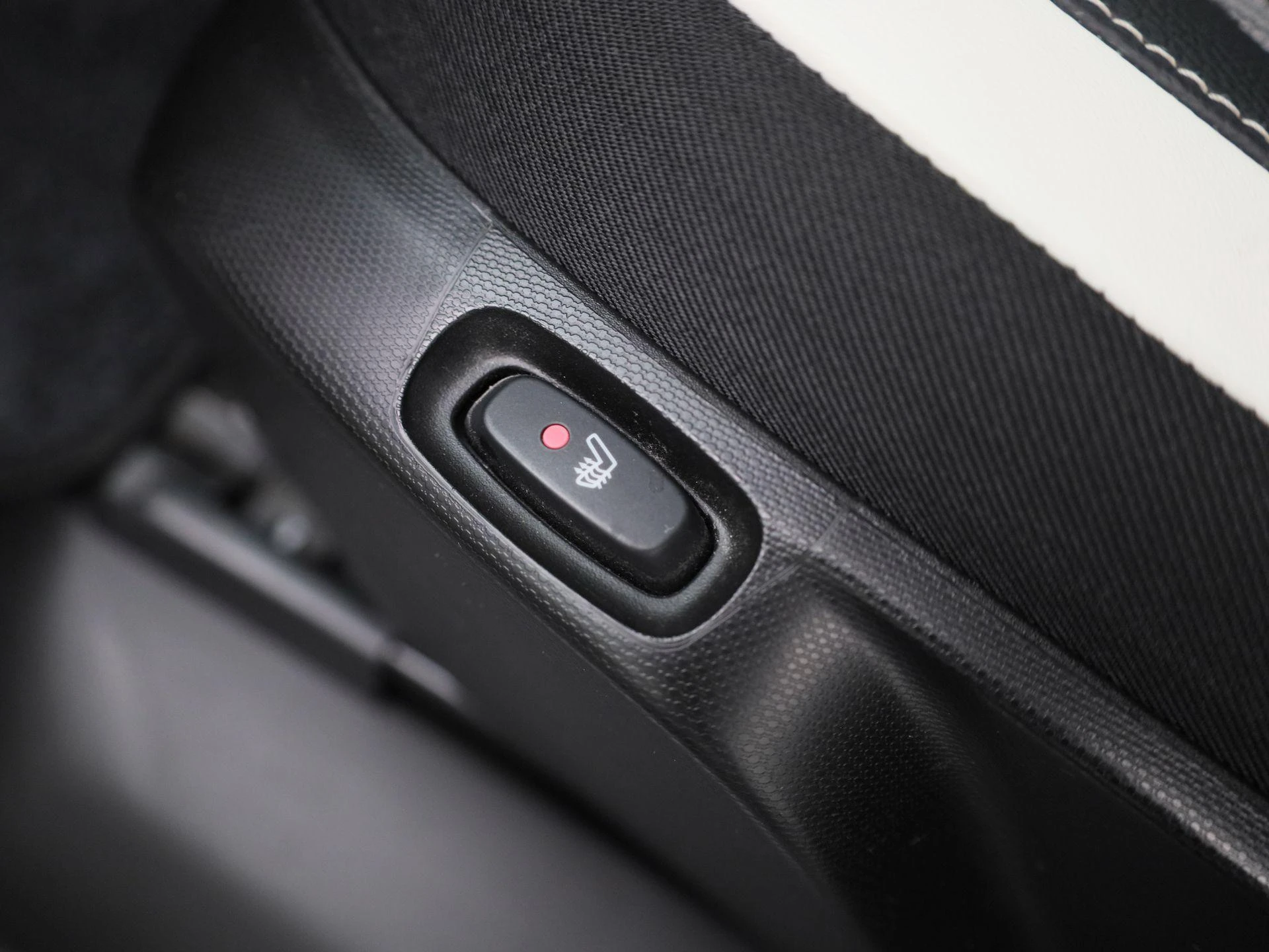 Renault-Twingo-image-33