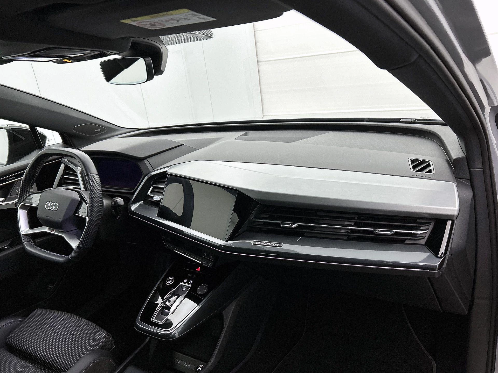 Audi-Q4 e-tron-image-22