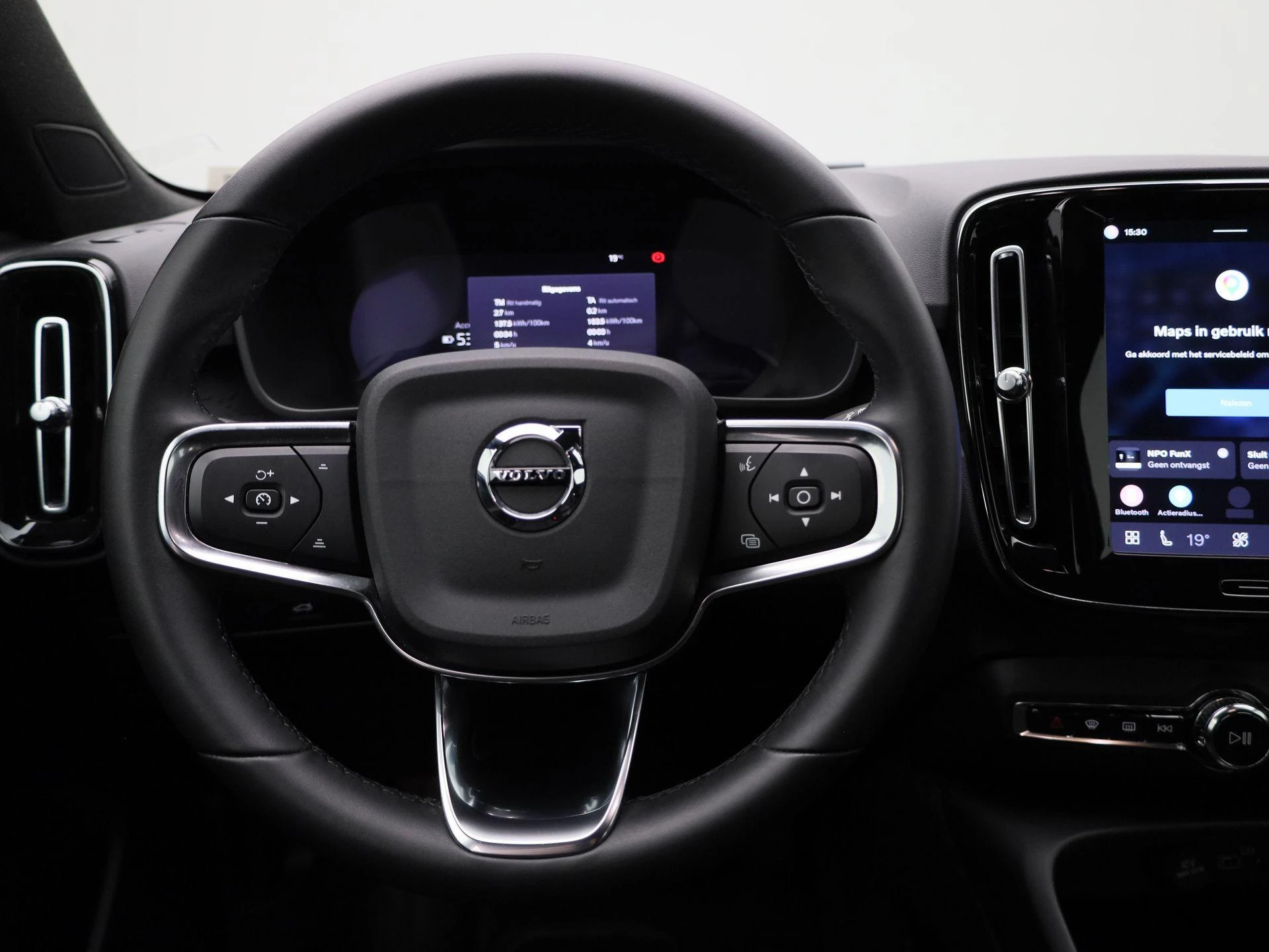 Volvo-XC40-image-7