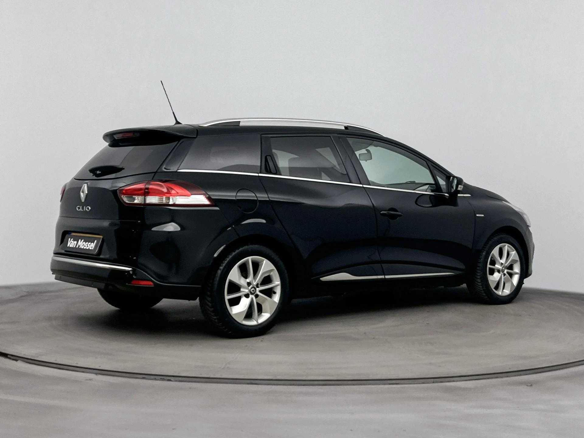 Renault-Clio-image-3