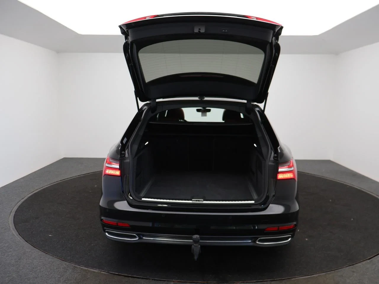 Audi A6 Avant Dsl A6 Avant 40TDi Business Edition Sport 204PK *AUTOMAAT*BRUIN LEDER*PANODAK*CAMERA*PDC*TREKHAAK*NAVI*APP-CONNECT*...*