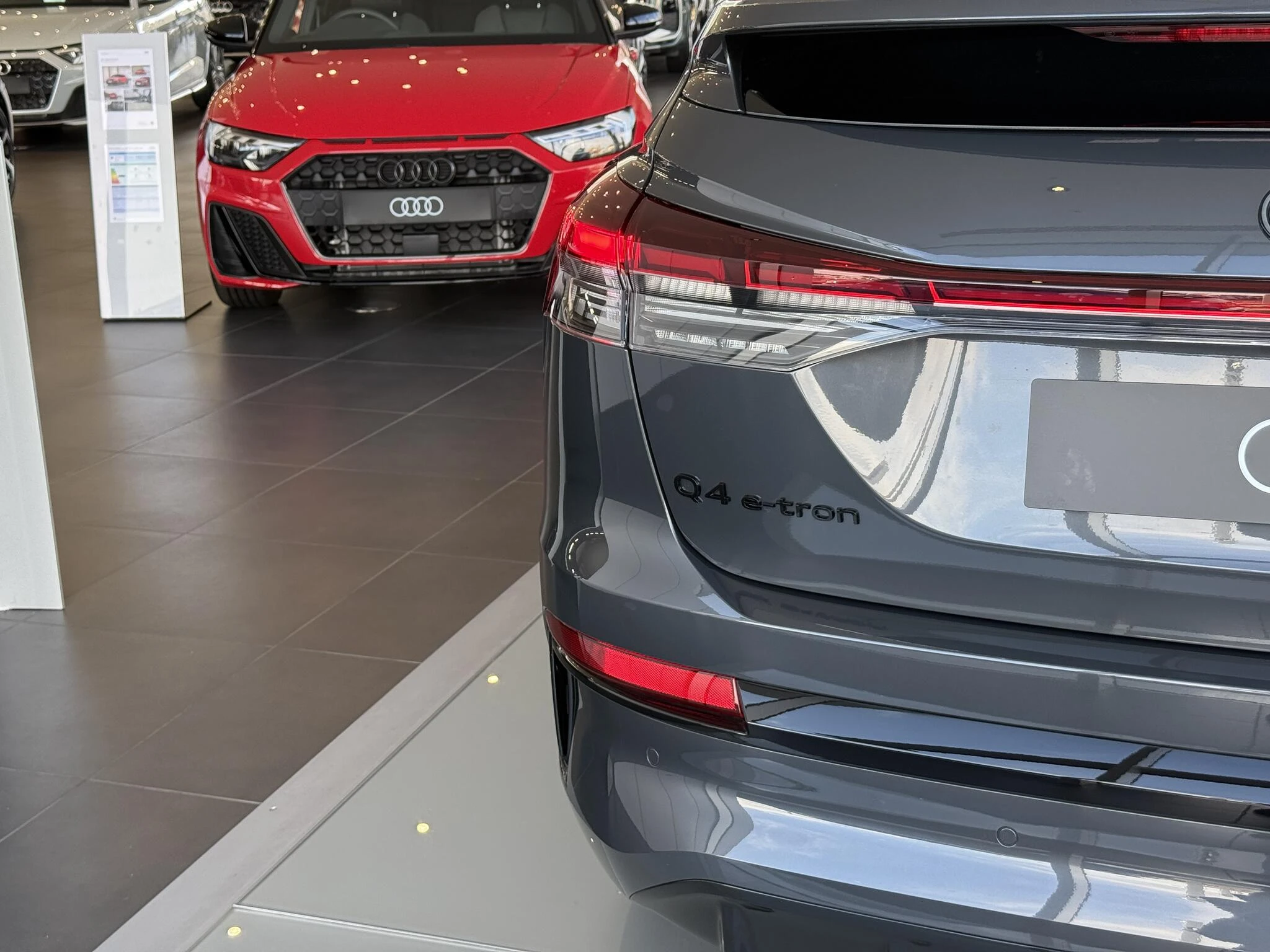 Audi-Q4 Sportback e-tron-image-6