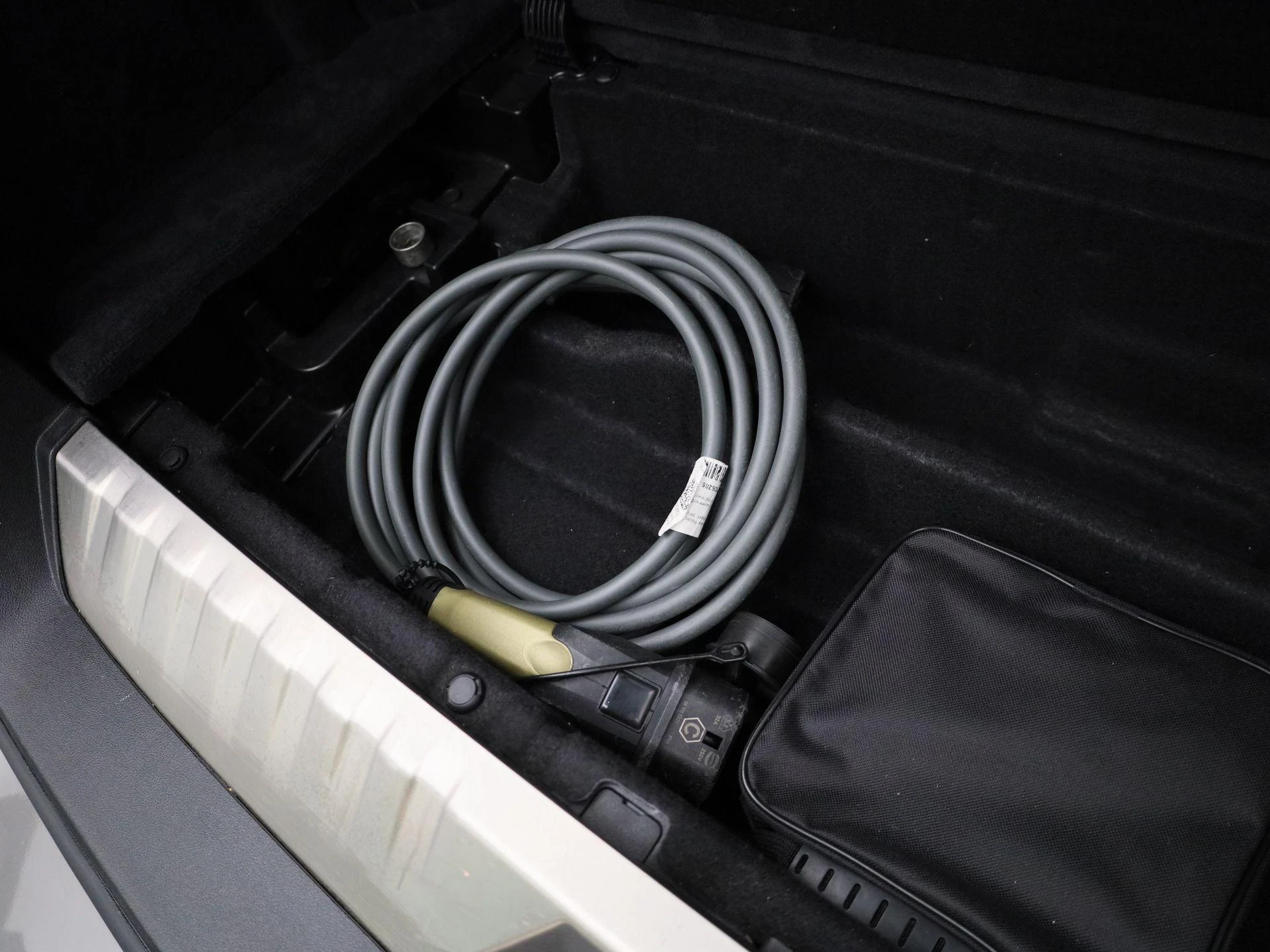BMW-5 Serie-image-14